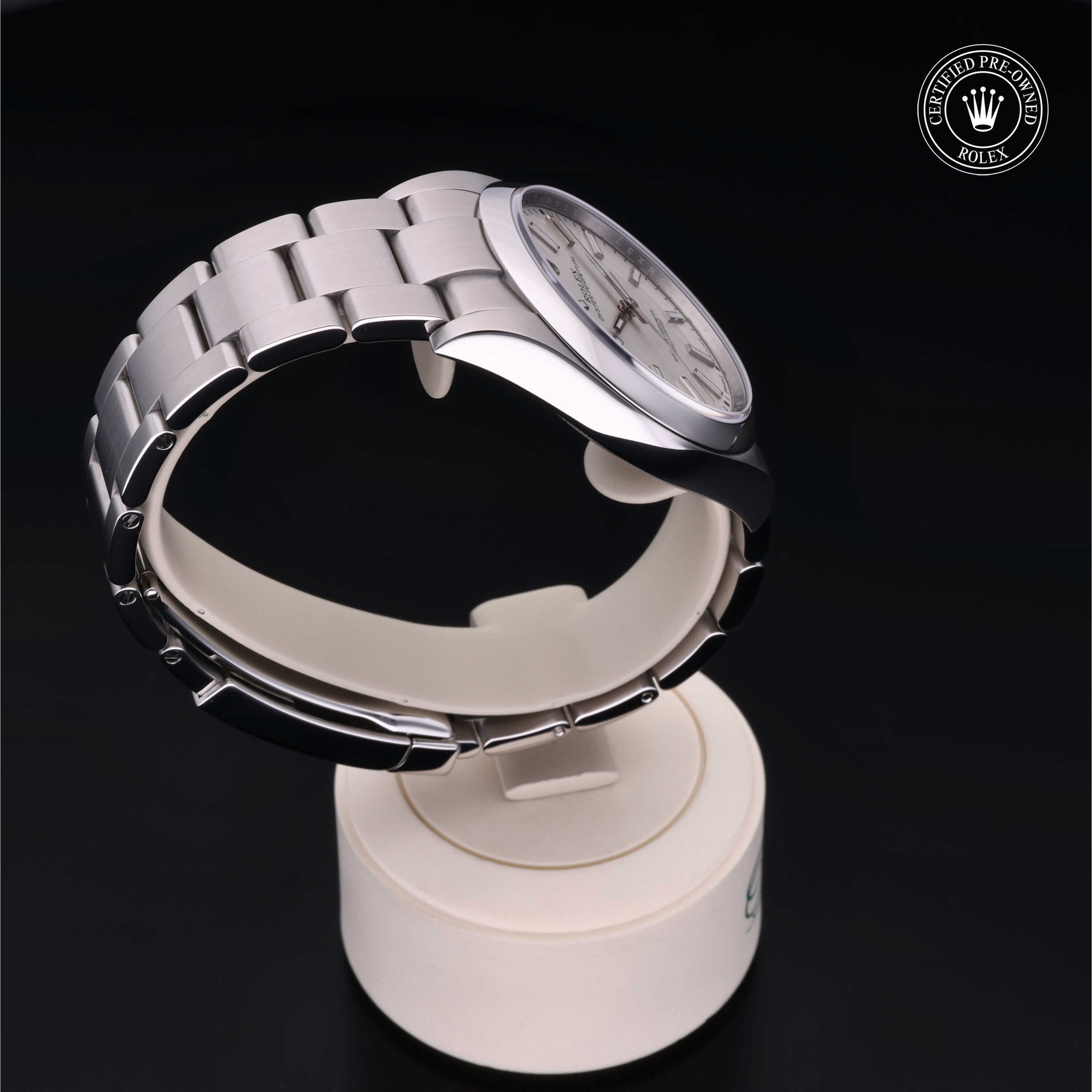 Rolex Certified Pre-Owned Oyster Perpetual 39mm 114300 9010S4R9 - 360° view