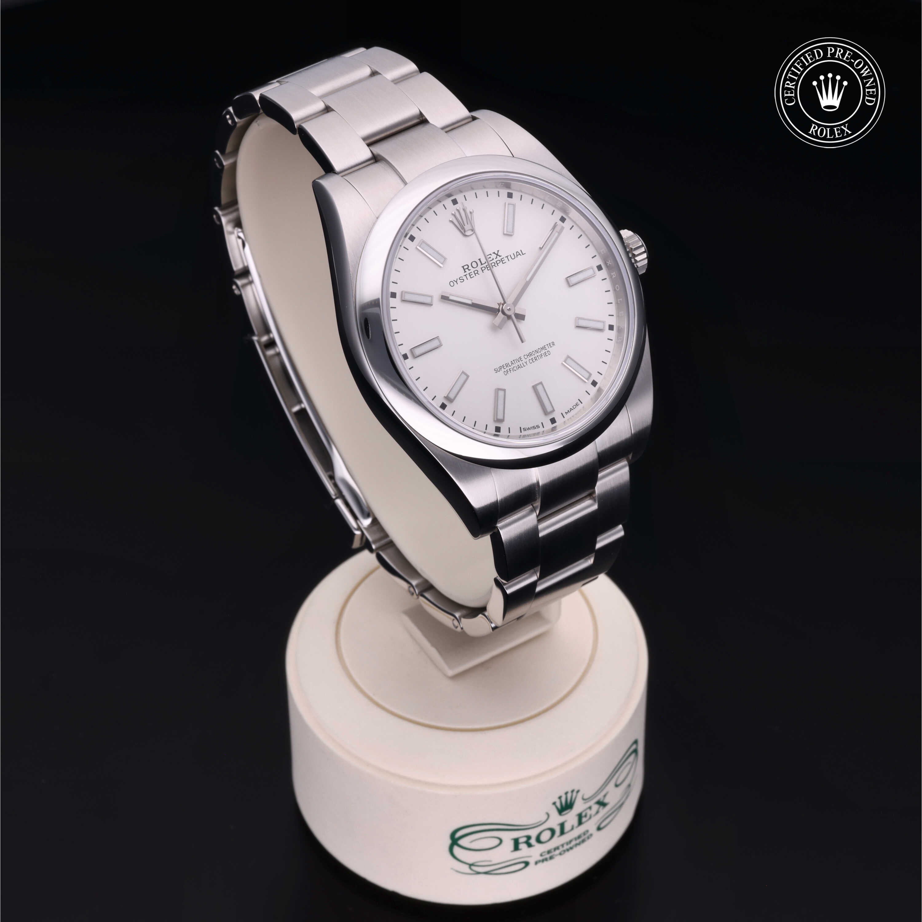 Rolex Certified Pre-Owned Oyster Perpetual 39mm 114300 9010S4R9 - 360° view