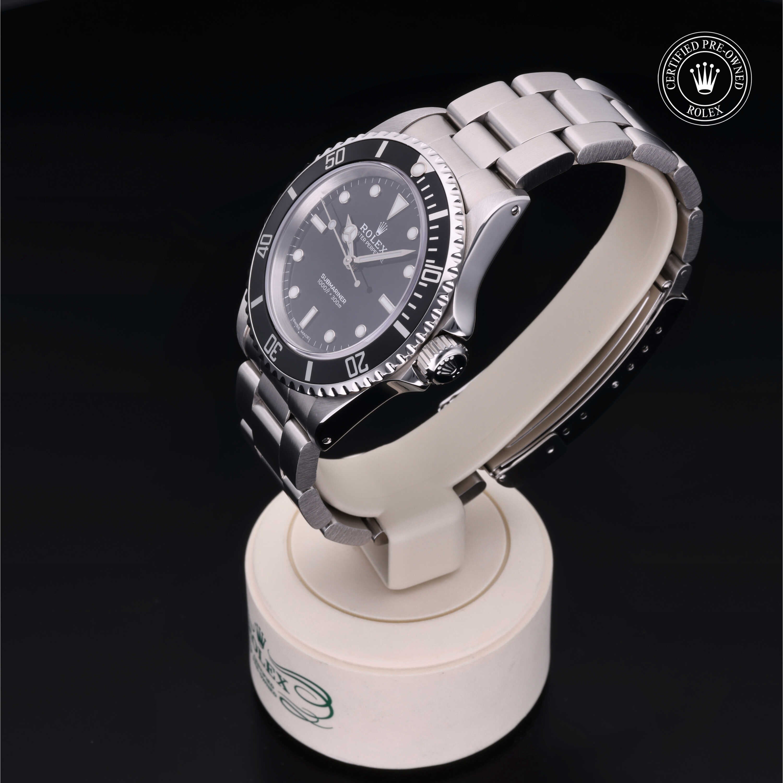 Rolex Certified Pre-Owned Submariner 40mm 14060 N119897 - 360° view