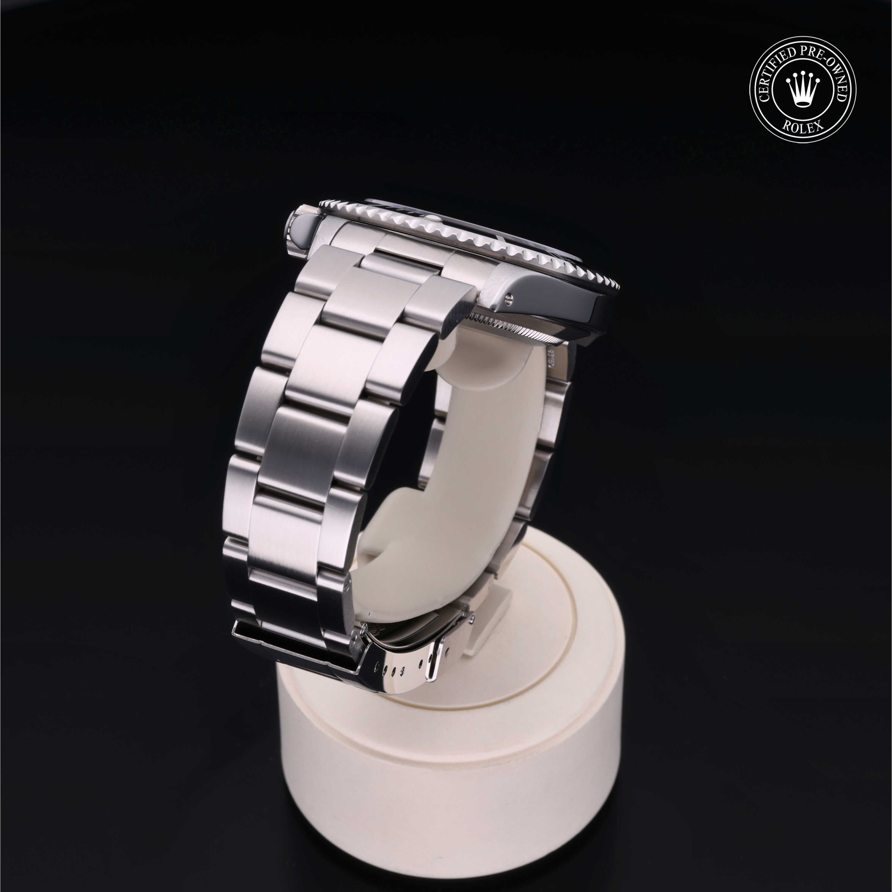 Rolex Certified Pre-Owned Submariner 40mm 14060 N119897 - 360° view