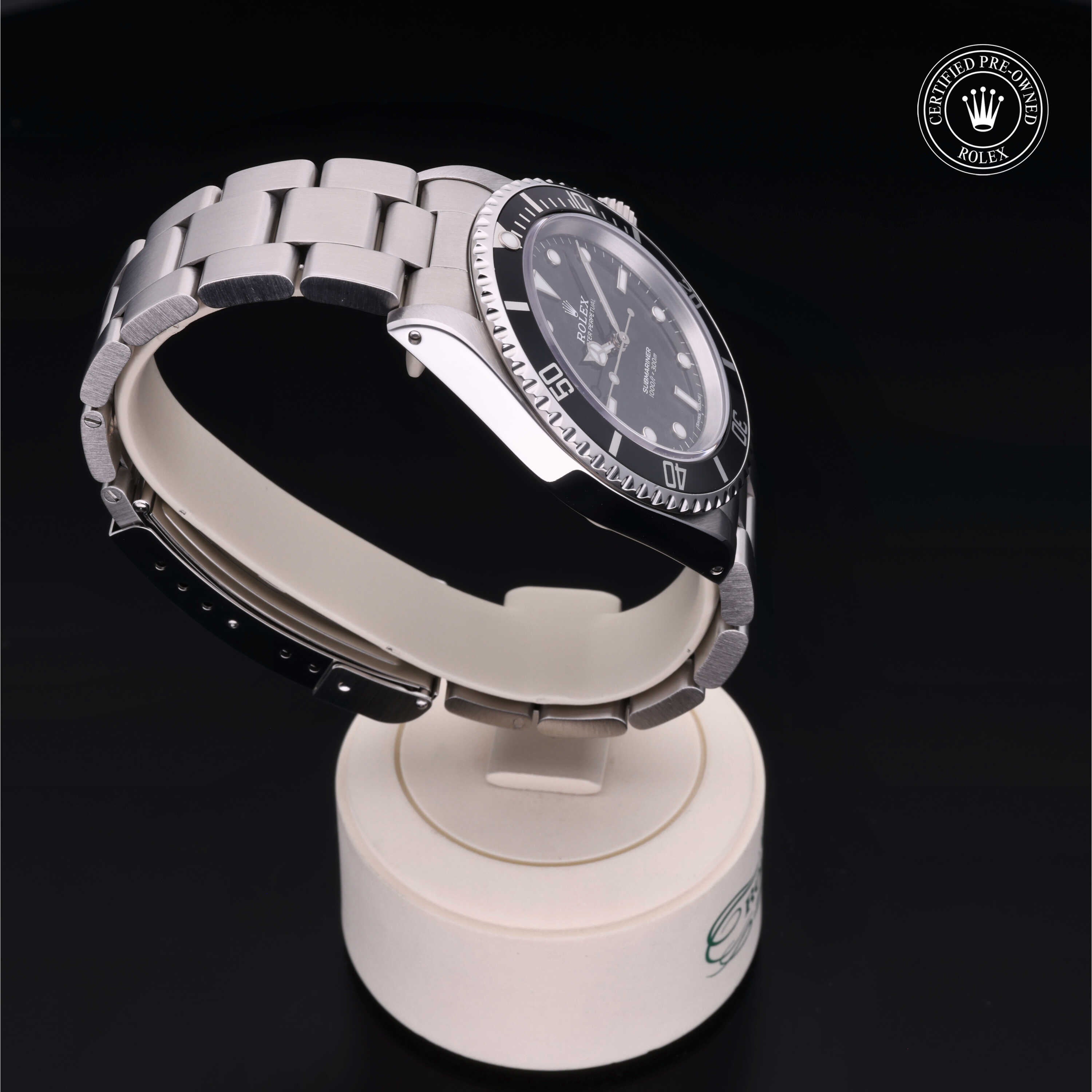 Rolex Certified Pre-Owned Submariner 40mm 14060 N119897 - 360° view