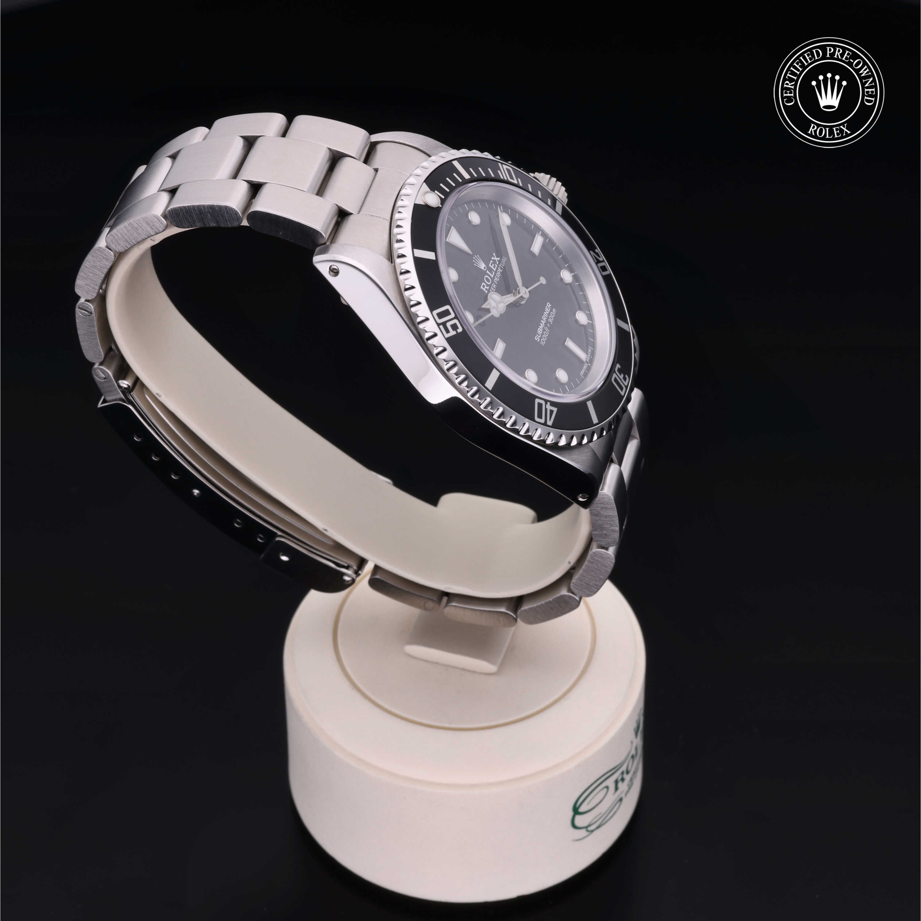 Rolex Certified Pre-Owned Submariner 40mm 14060 N119897 - 360° view