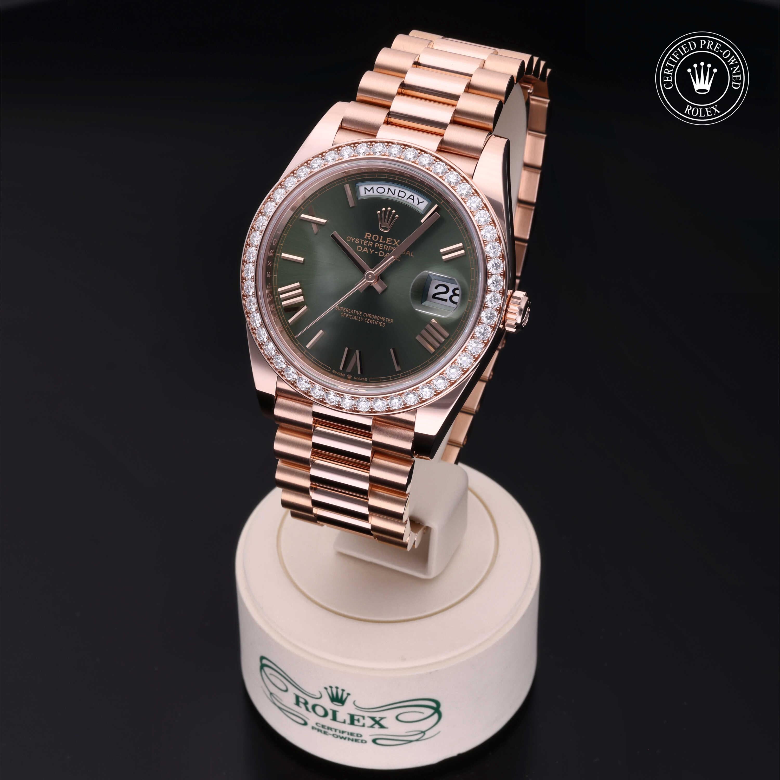 Rolex Certified Pre-Owned Day-Date 40 228345RBR 9852X621 - 360° view