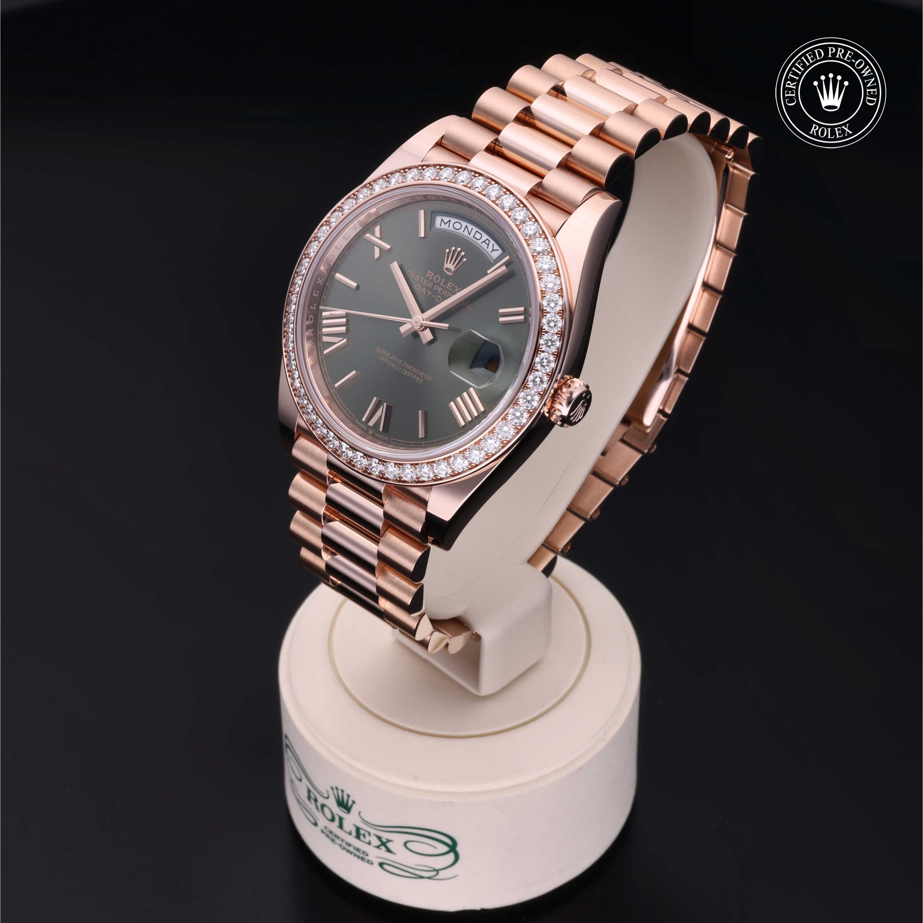 Rolex Certified Pre-Owned Day-Date 40 228345RBR 9852X621 - 360° view