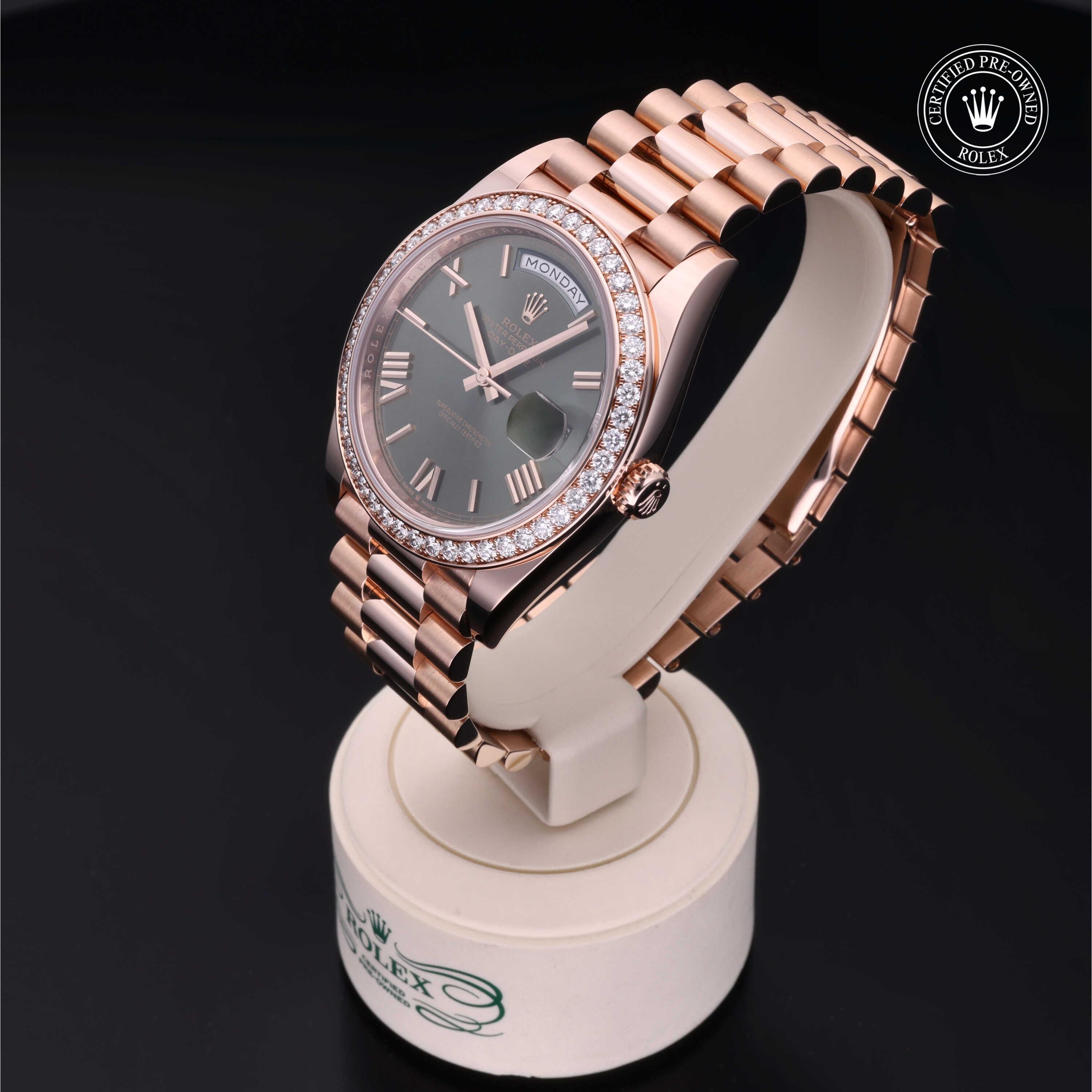 Rolex Certified Pre-Owned Day-Date 40 228345RBR 9852X621 - 360° view