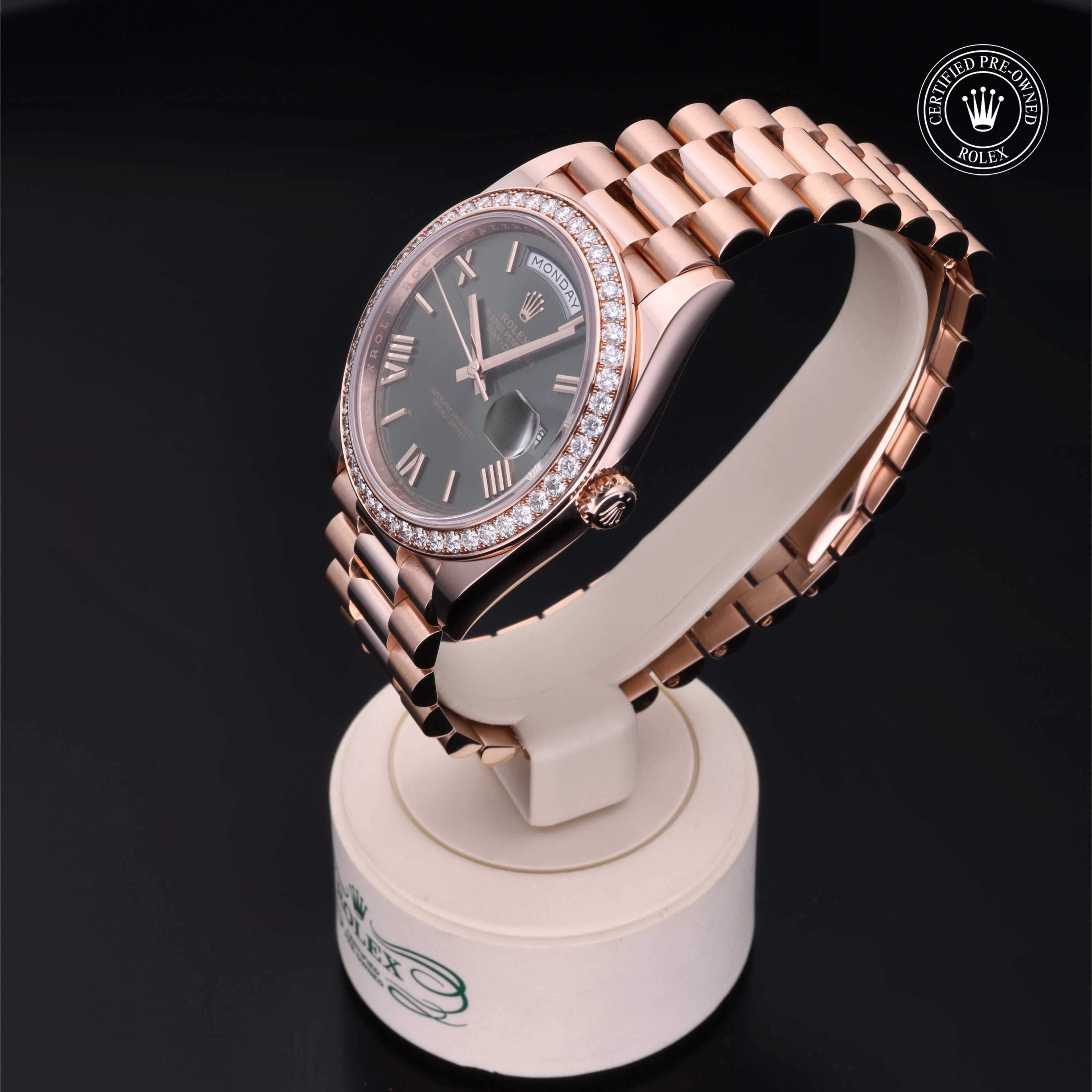 Rolex Certified Pre-Owned Day-Date 40 228345RBR 9852X621 - 360° view