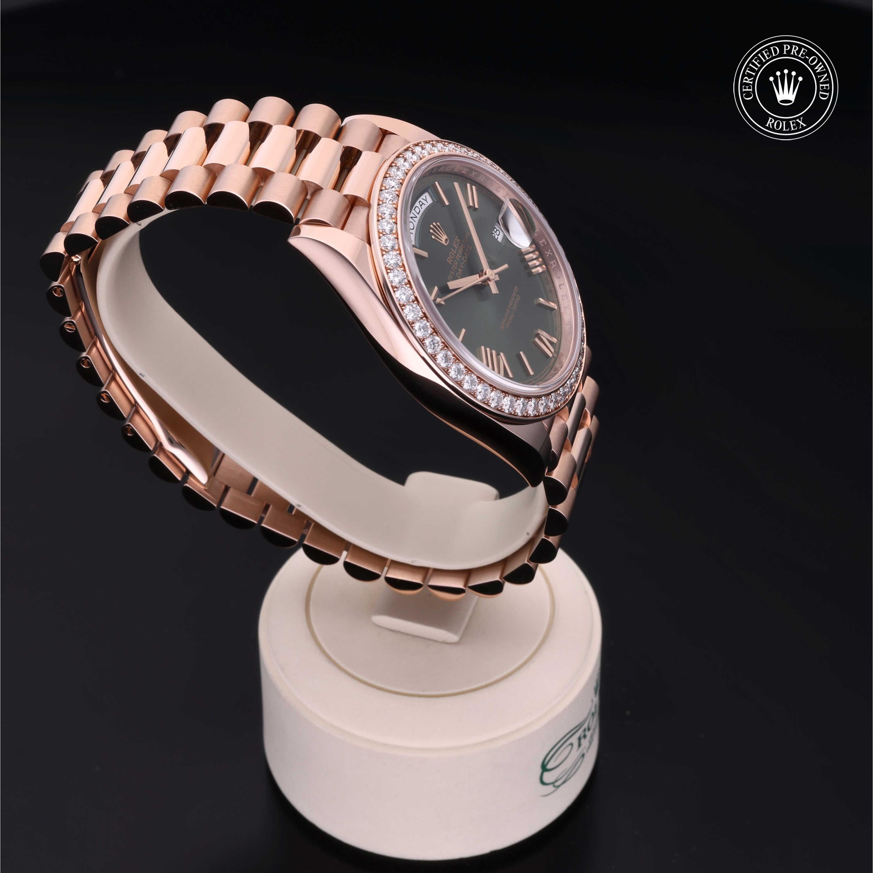 Rolex Certified Pre-Owned Day-Date 40 228345RBR 9852X621 - 360° view