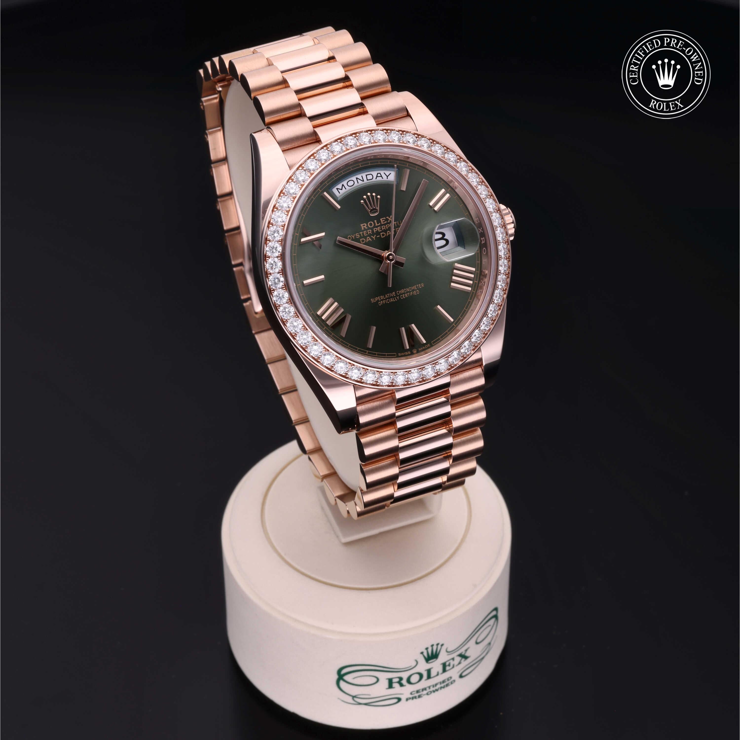Rolex Certified Pre-Owned Day-Date 40 228345RBR 9852X621 - 360° view