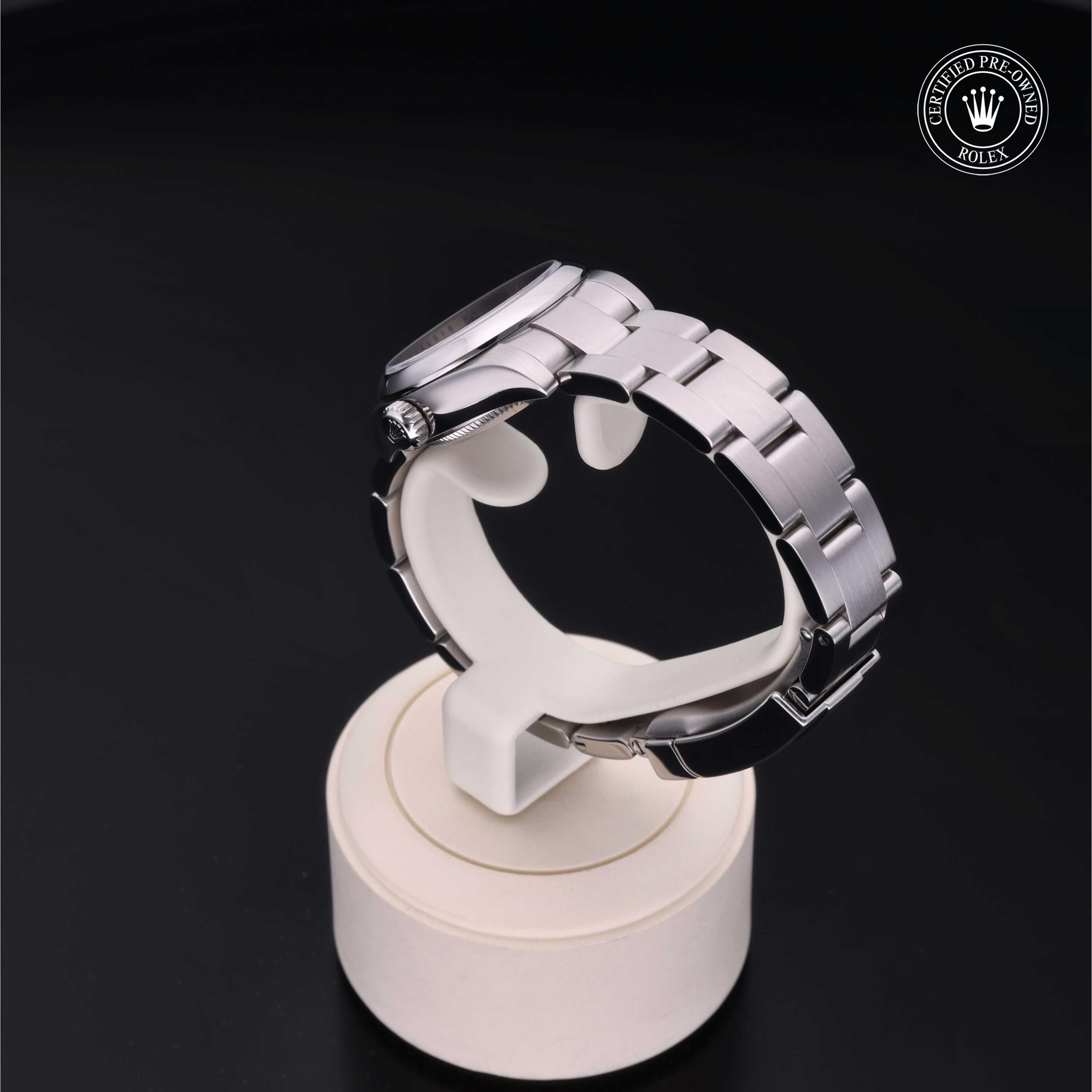 Rolex Certified Pre-Owned Oyster Perpetual 26 176200 V735378 - 360° view