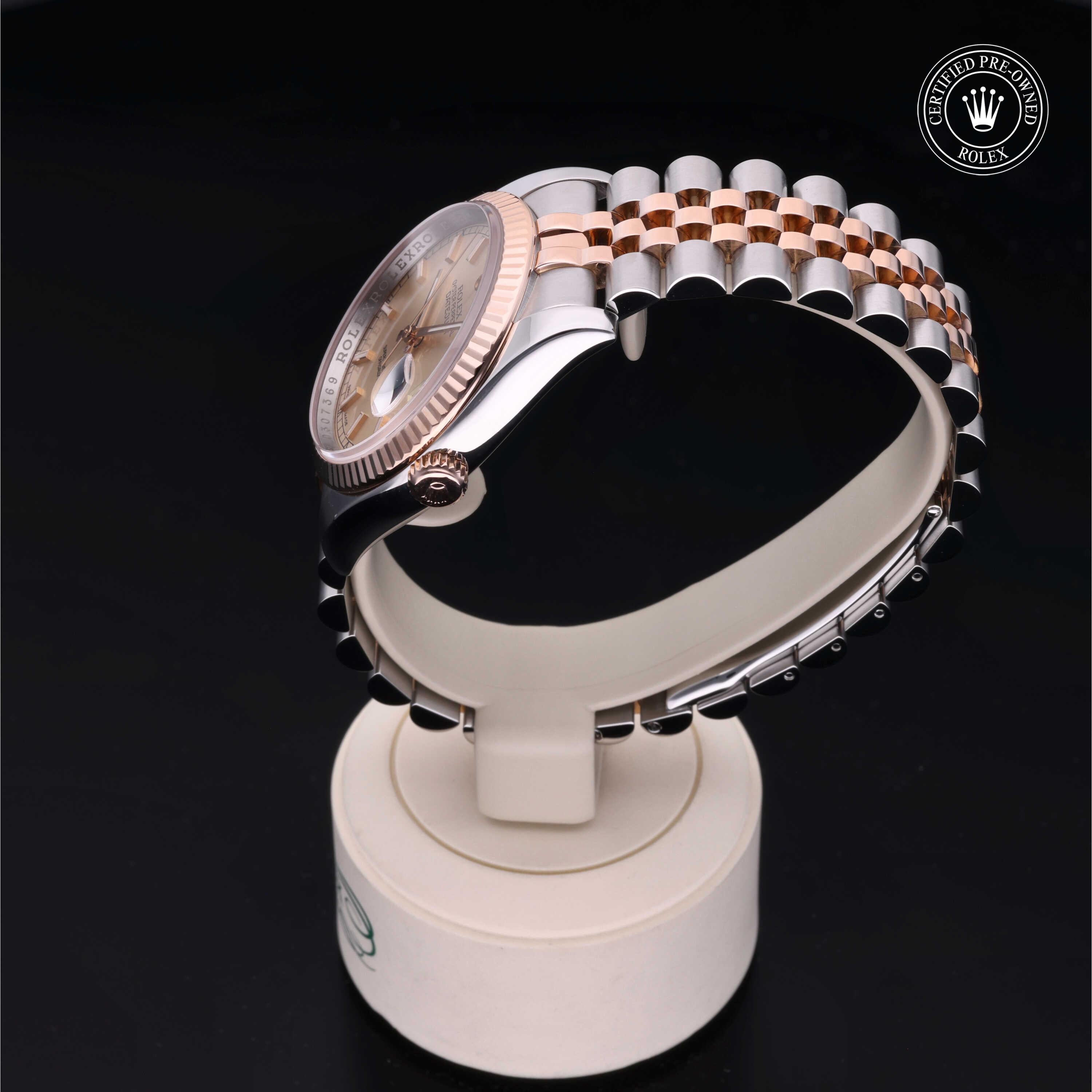 Rolex Certified Pre-Owned Datejust 36mm 116231 D307369 - 360° view