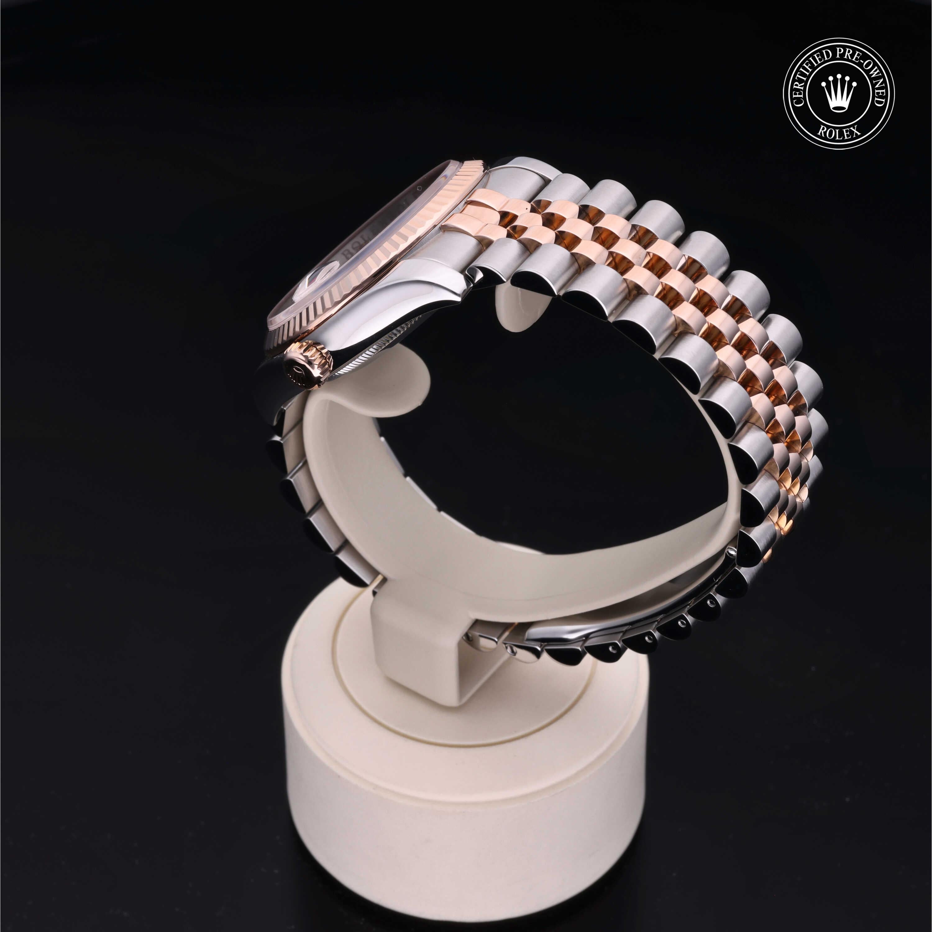 Rolex Certified Pre-Owned Datejust 36mm 116231 D307369 - 360° view