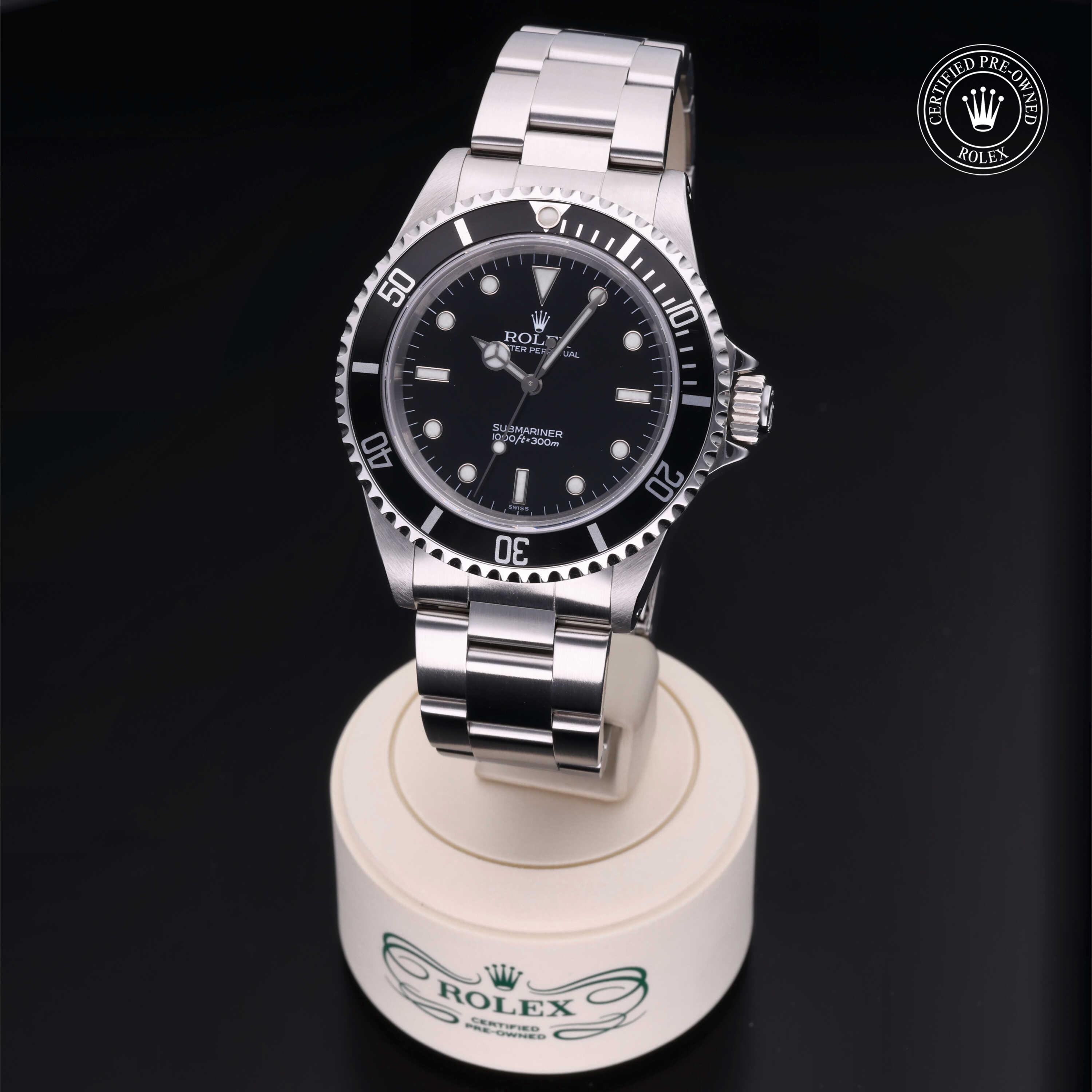Rolex Certified Pre-Owned Submariner 40mm 14060 A564630 - 360° view