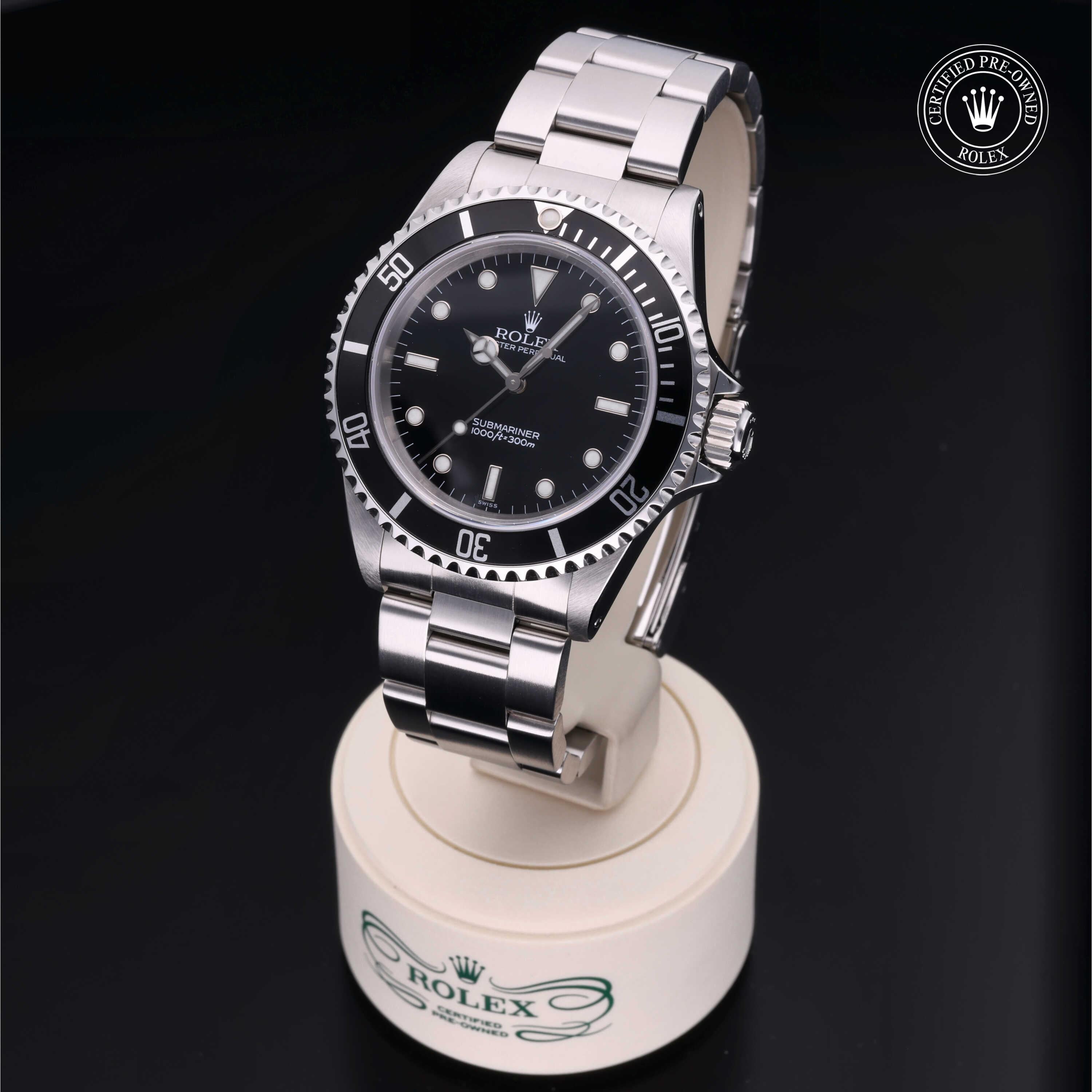 Rolex Certified Pre-Owned Submariner 40mm 14060 A564630 - 360° view