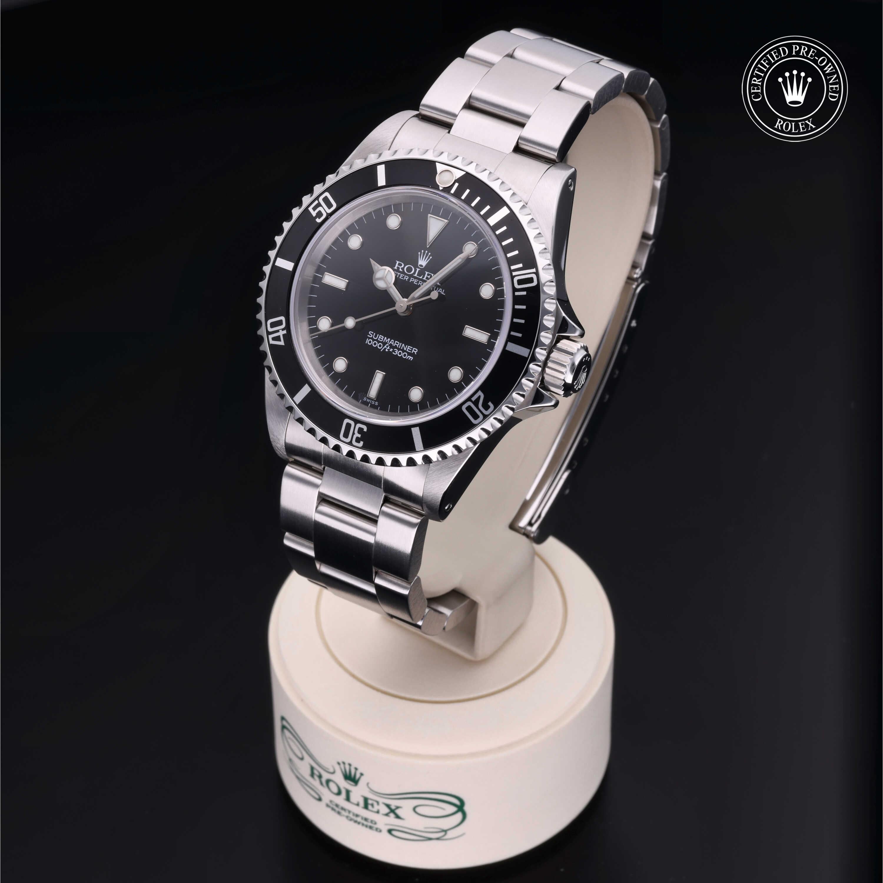 Rolex Certified Pre-Owned Submariner 40mm 14060 A564630 - 360° view