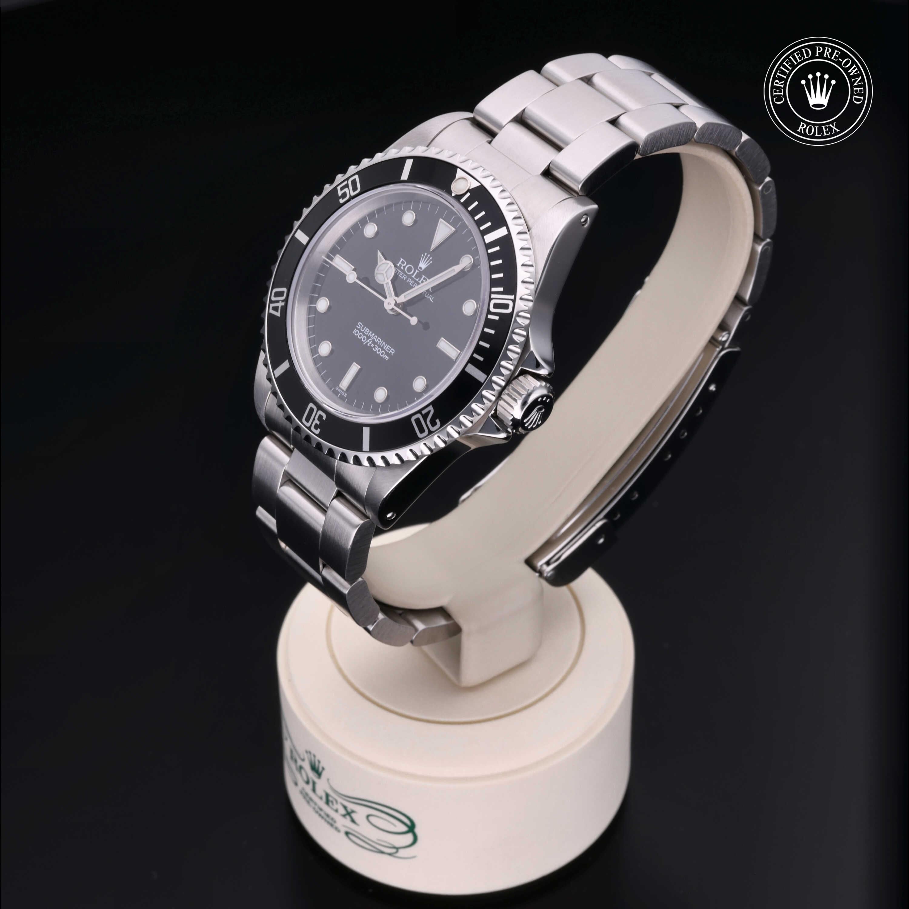 Rolex Certified Pre-Owned Submariner 40mm 14060 A564630 - 360° view