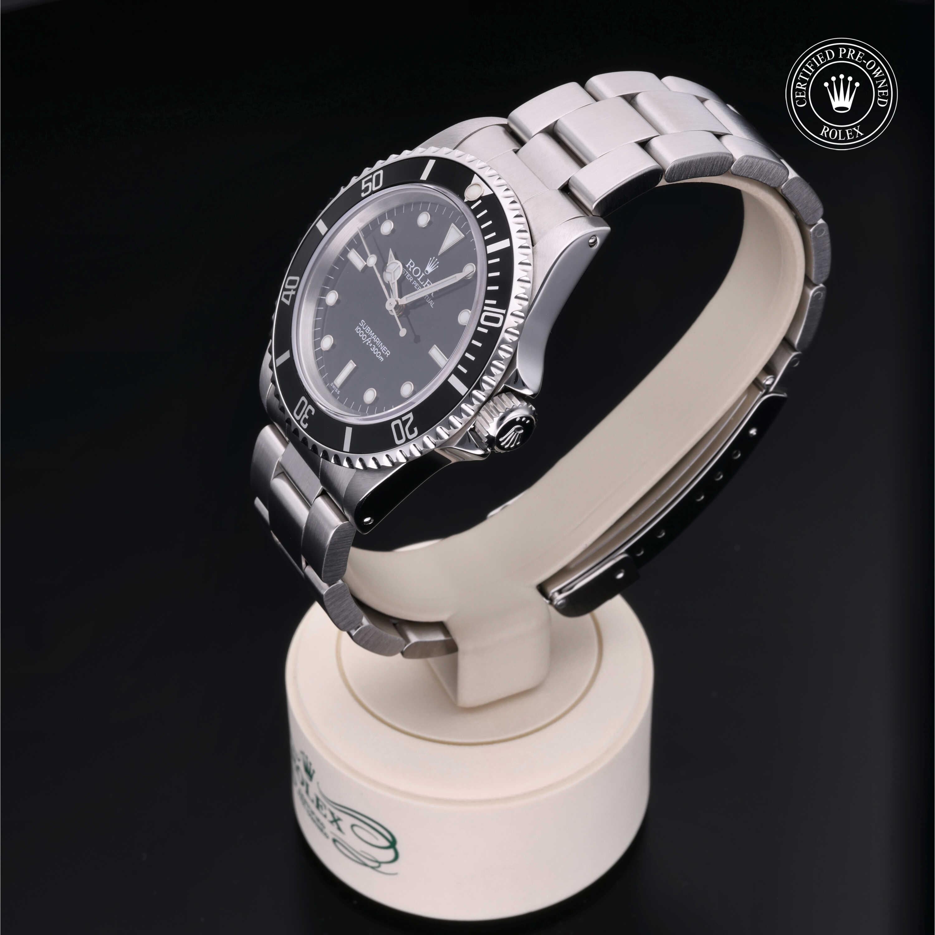 Rolex Certified Pre-Owned Submariner 40mm 14060 A564630 - 360° view