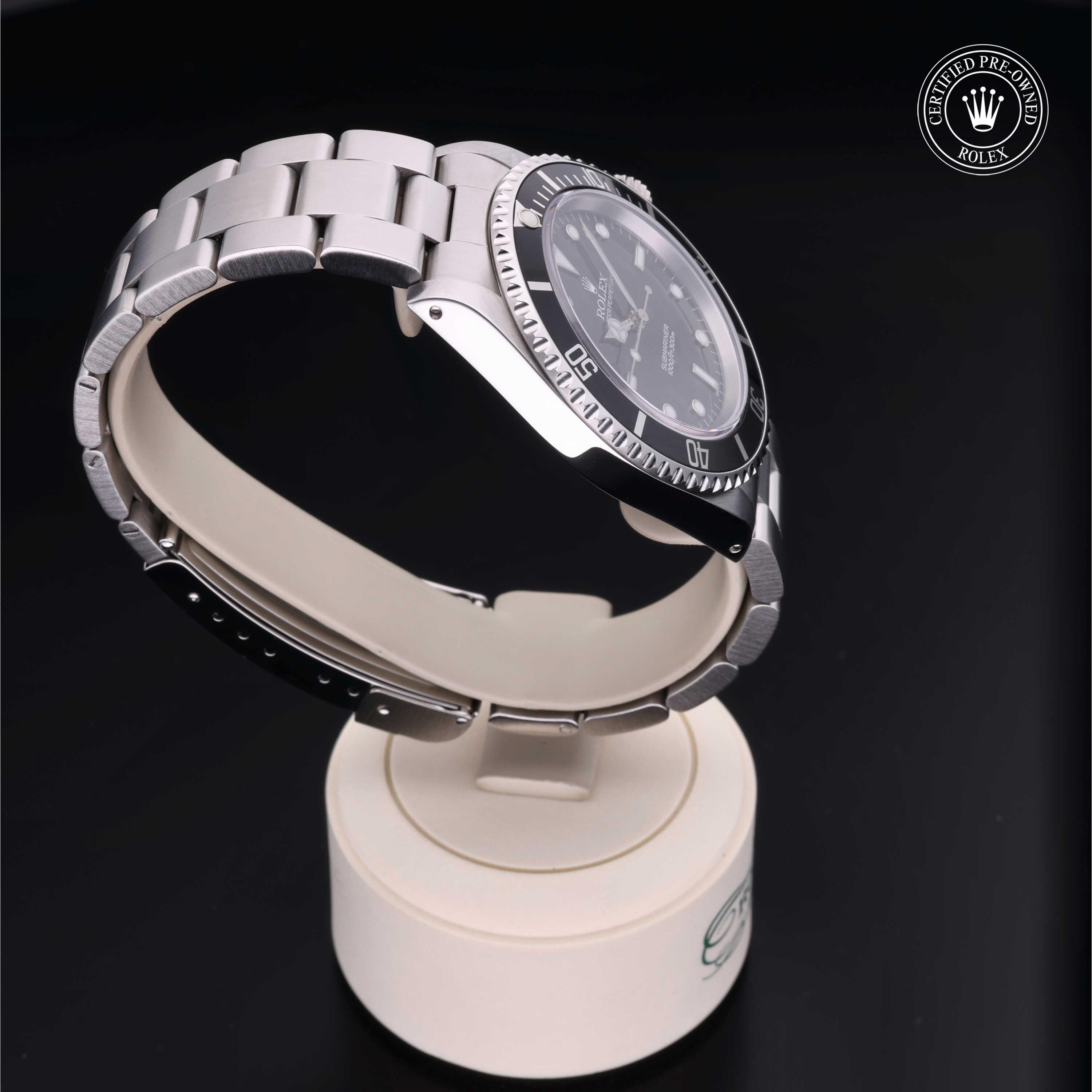 Rolex Certified Pre-Owned Submariner 40mm 14060 A564630 - 360° view
