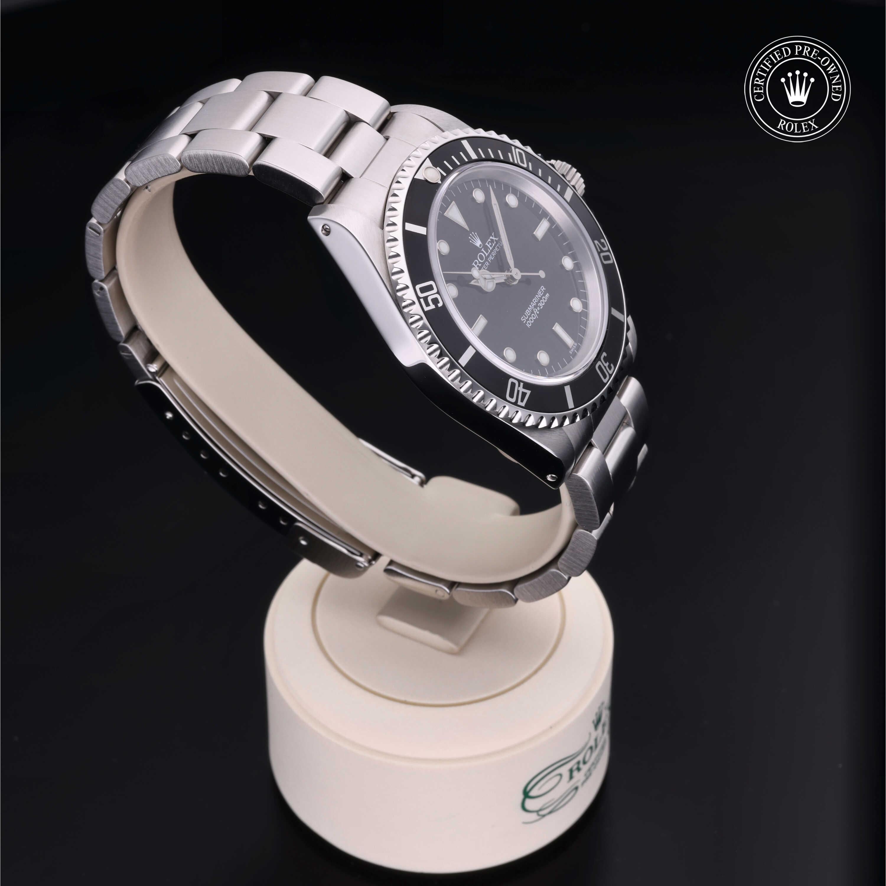 Rolex Certified Pre-Owned Submariner 40mm 14060 A564630 - 360° view