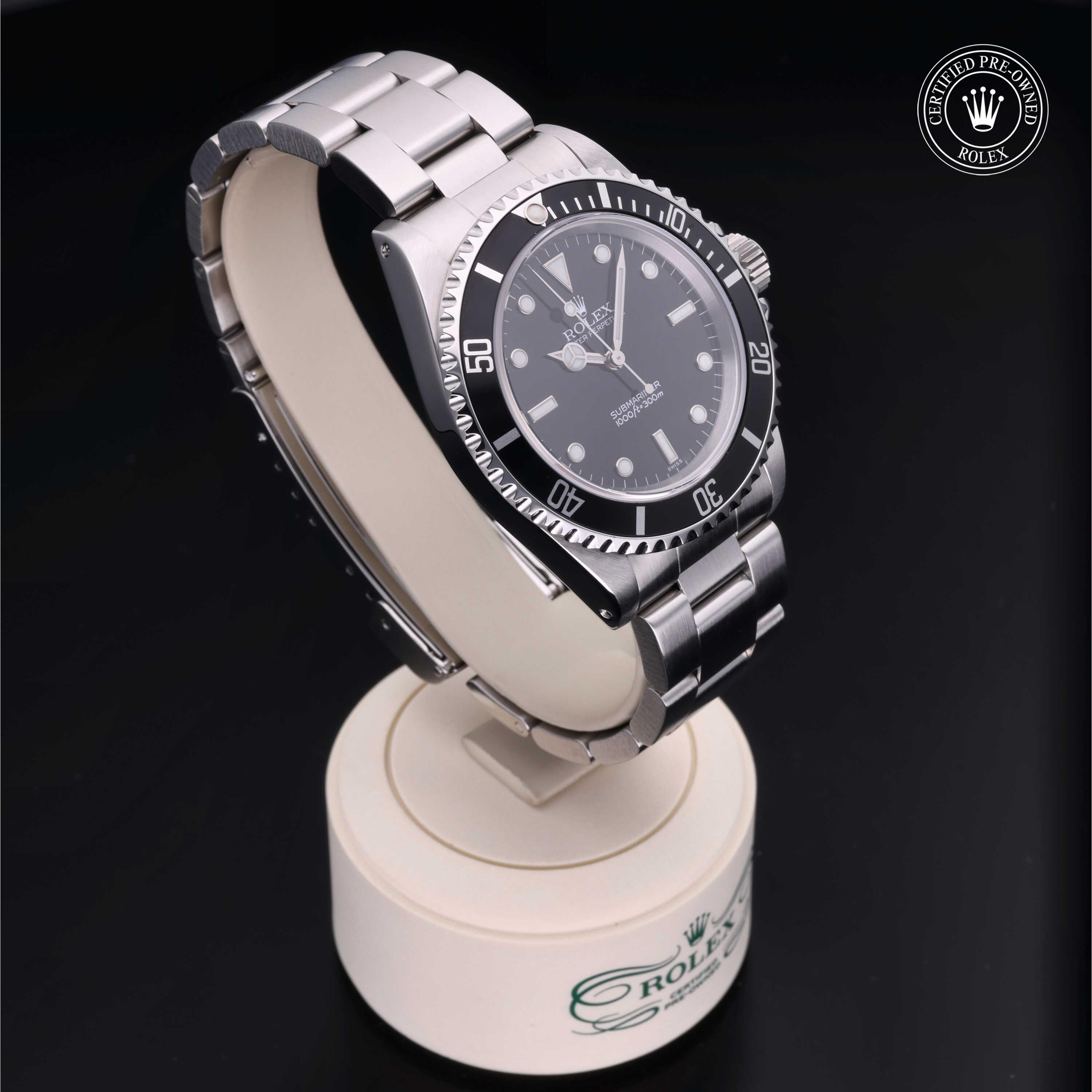 Rolex Certified Pre-Owned Submariner 40mm 14060 A564630 - 360° view