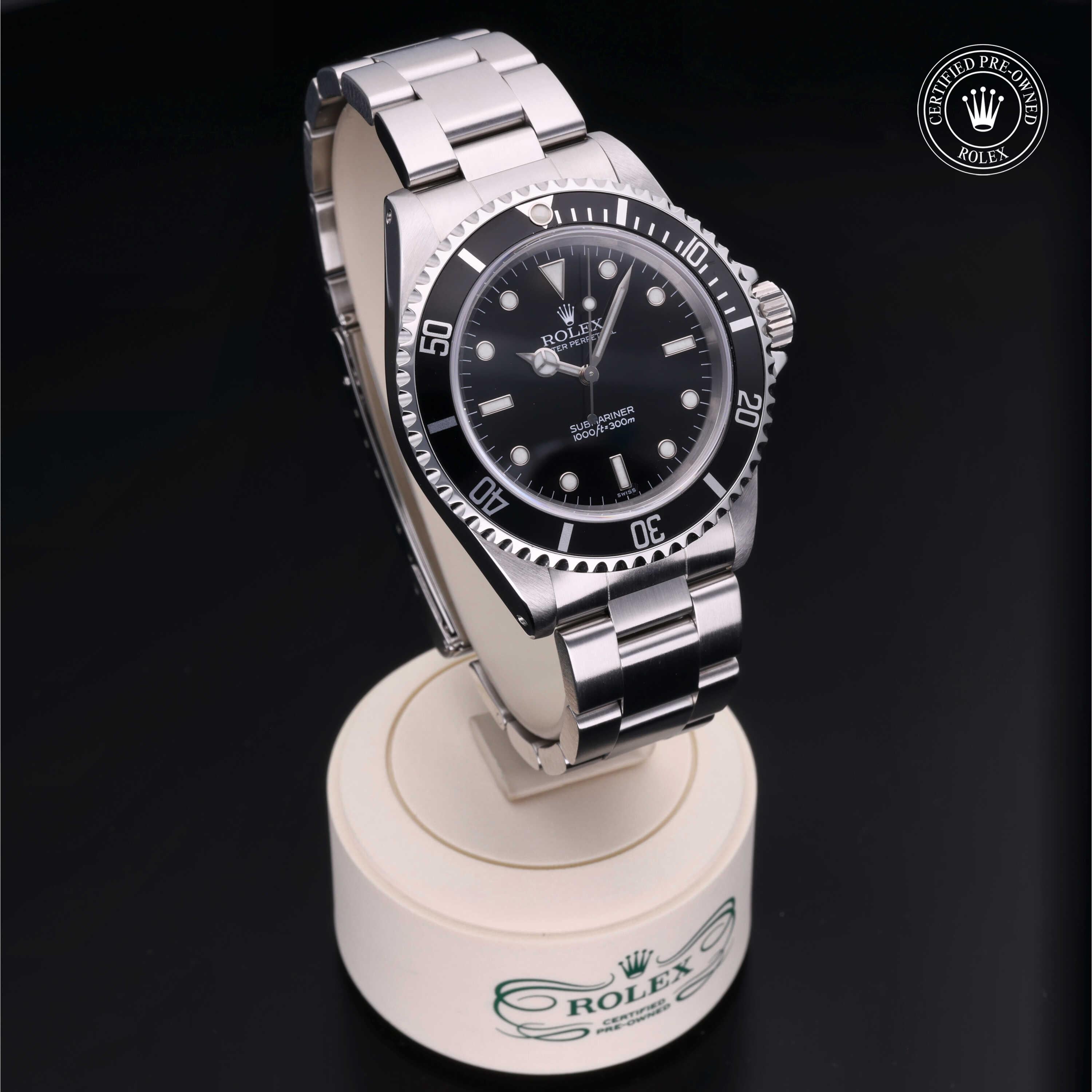 Rolex Certified Pre-Owned Submariner 40mm 14060 A564630 - 360° view