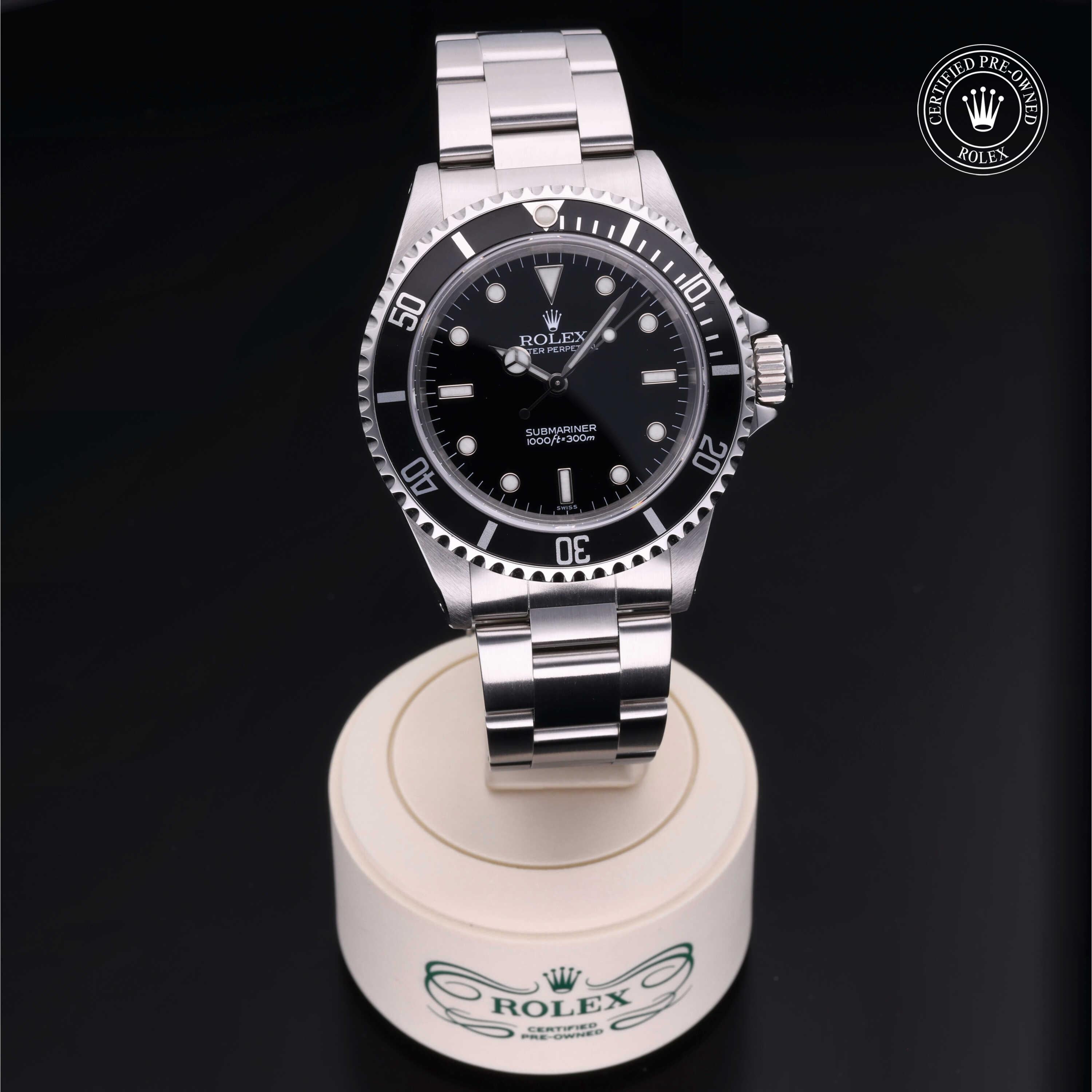 Rolex Certified Pre-Owned Submariner 40mm 14060 A564630 - 360° view