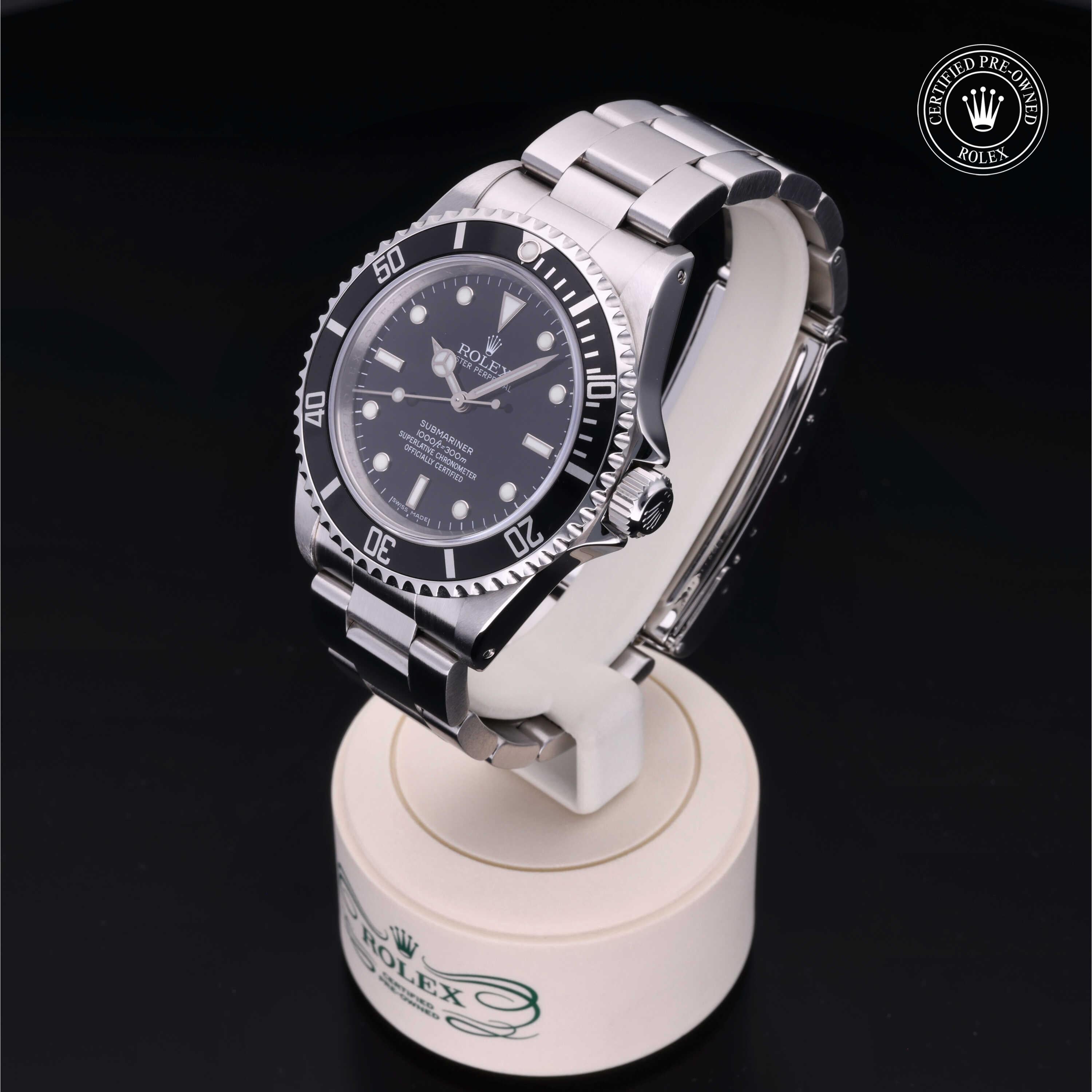 Rolex Certified Pre-Owned Submariner 40mm 14060M Z864147 - 360° view