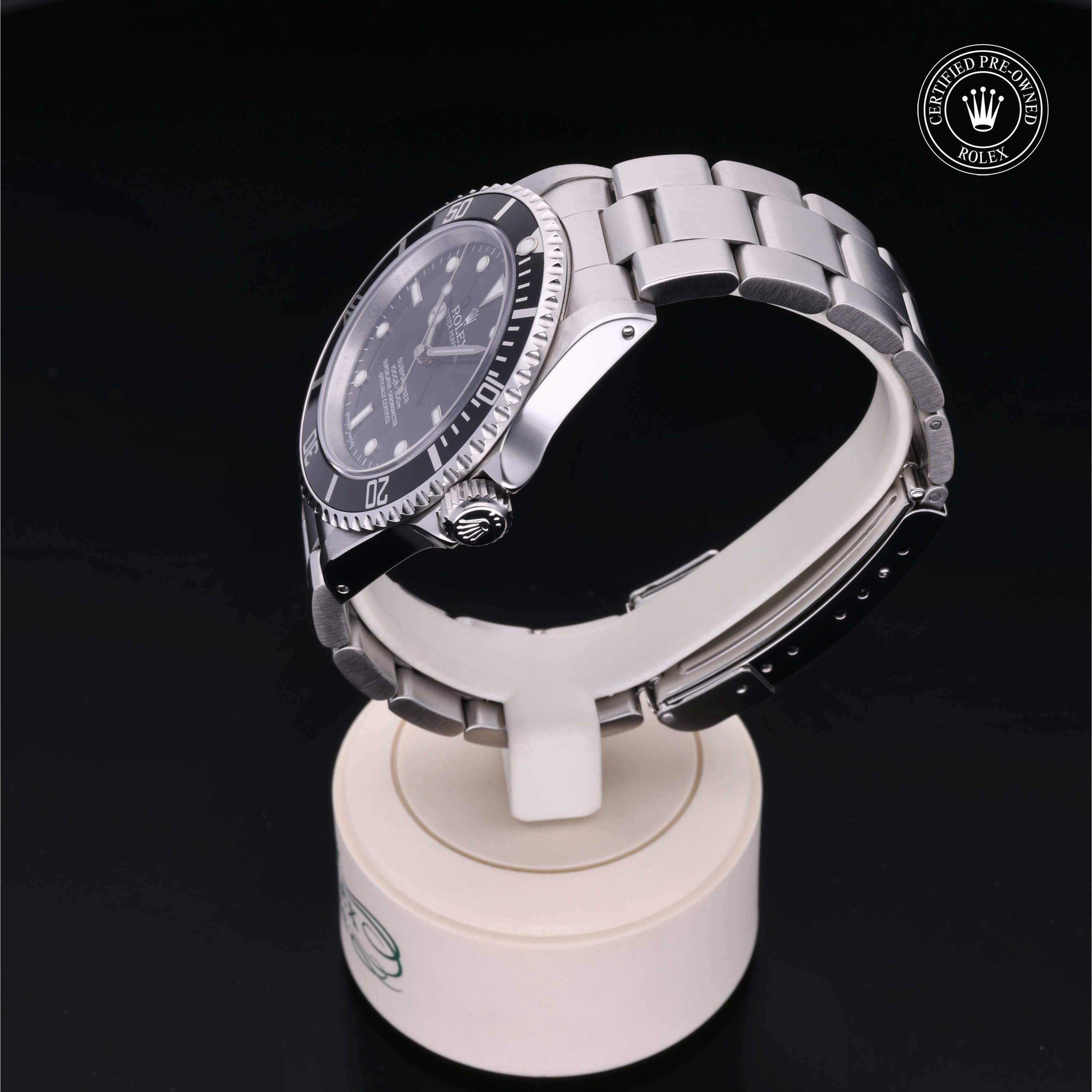 Rolex Certified Pre-Owned Submariner 40mm 14060M Z864147 - 360° view