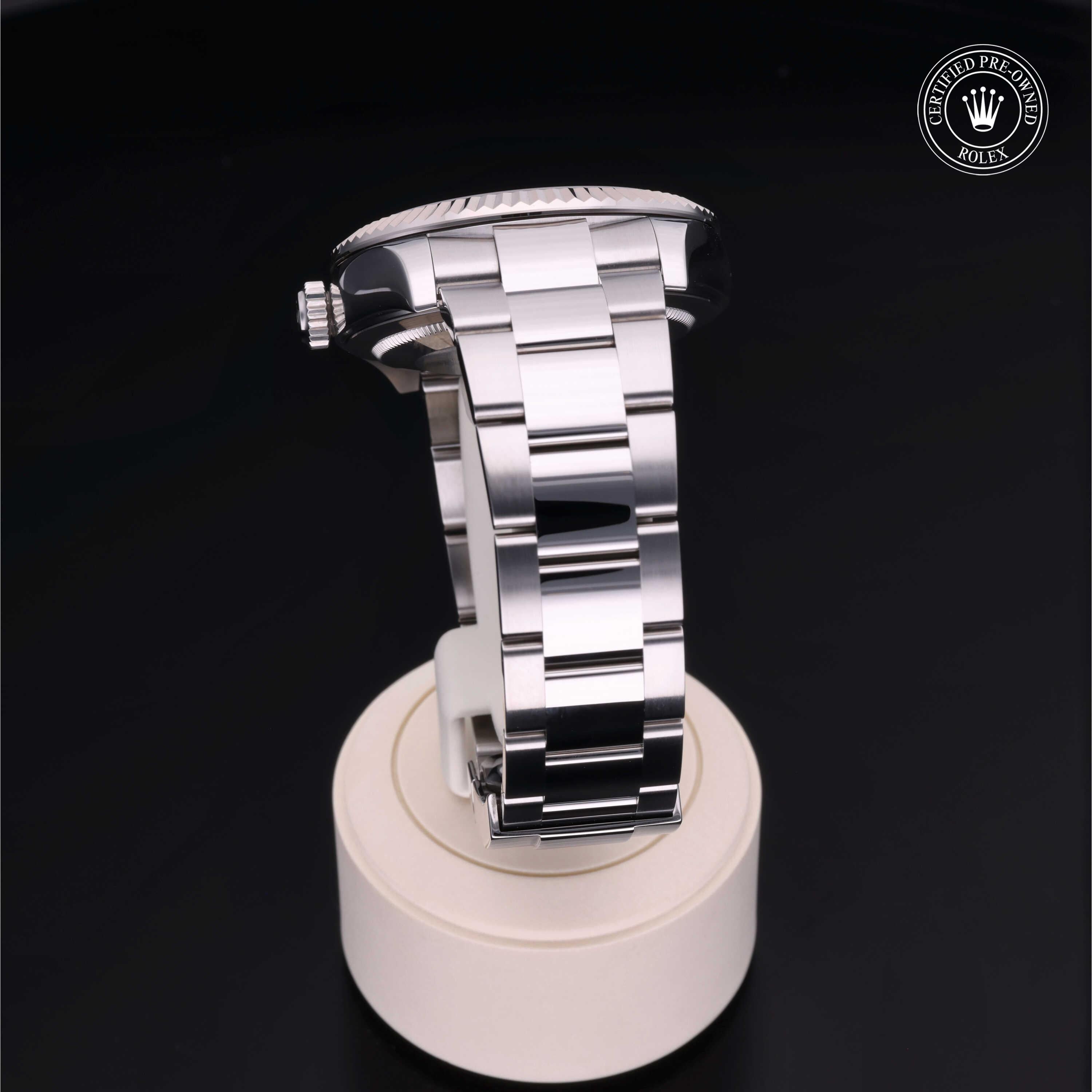 Rolex Certified Pre-Owned Sky-Dweller 42mm 326934 304U48A1 - 360° view
