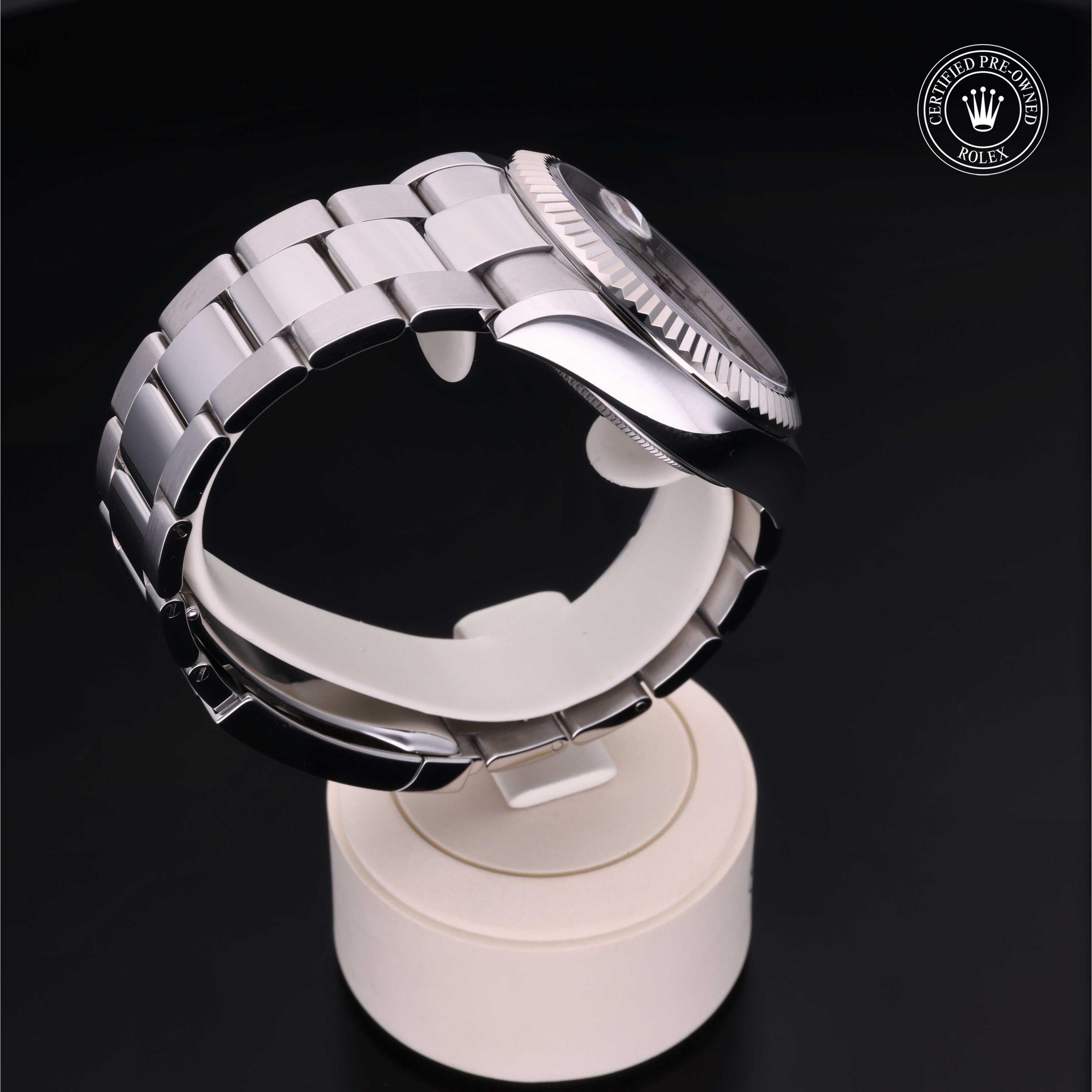 Rolex Certified Pre-Owned Sky-Dweller 42mm 326934 304U48A1 - 360° view