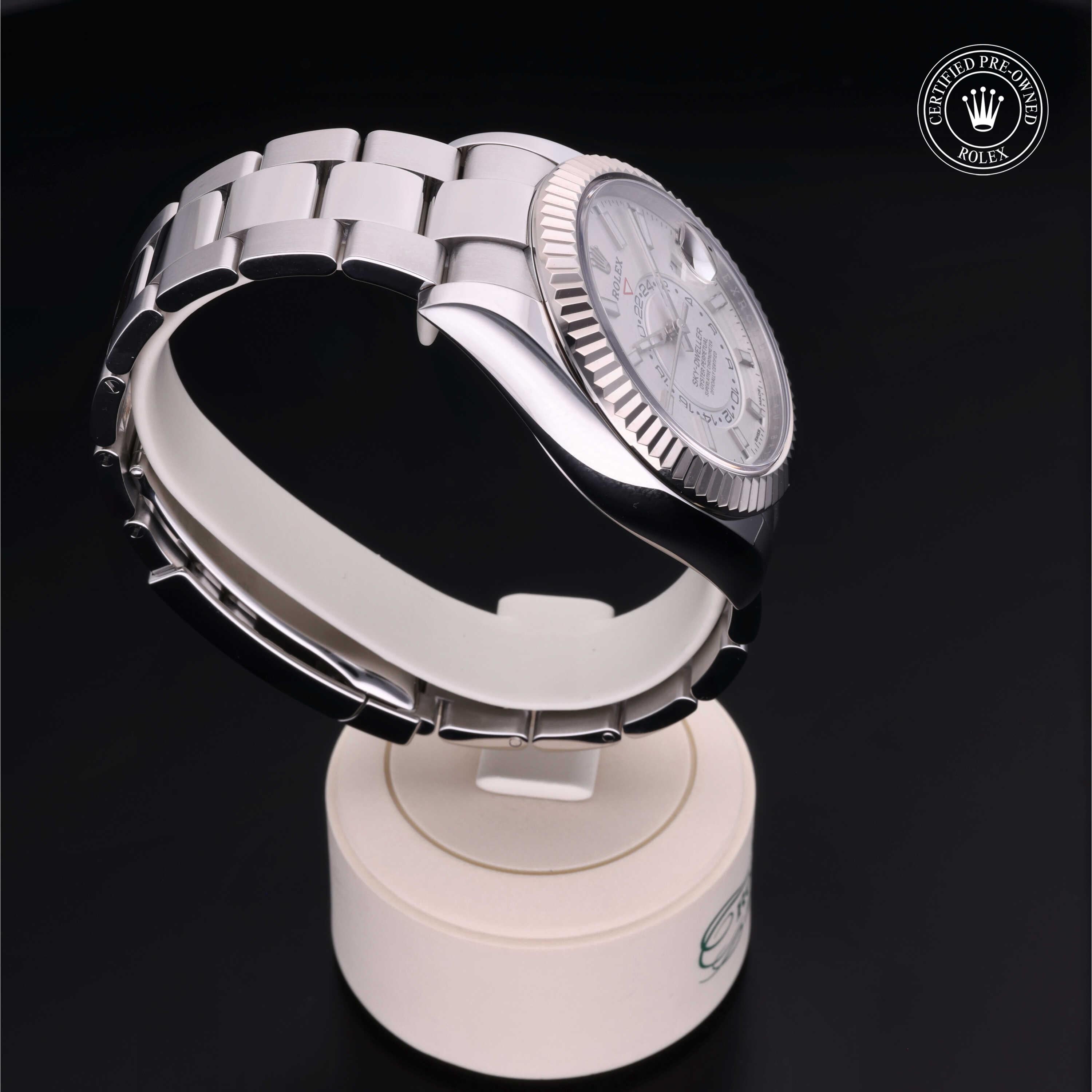 Rolex Certified Pre-Owned Sky-Dweller 42mm 326934 304U48A1 - 360° view