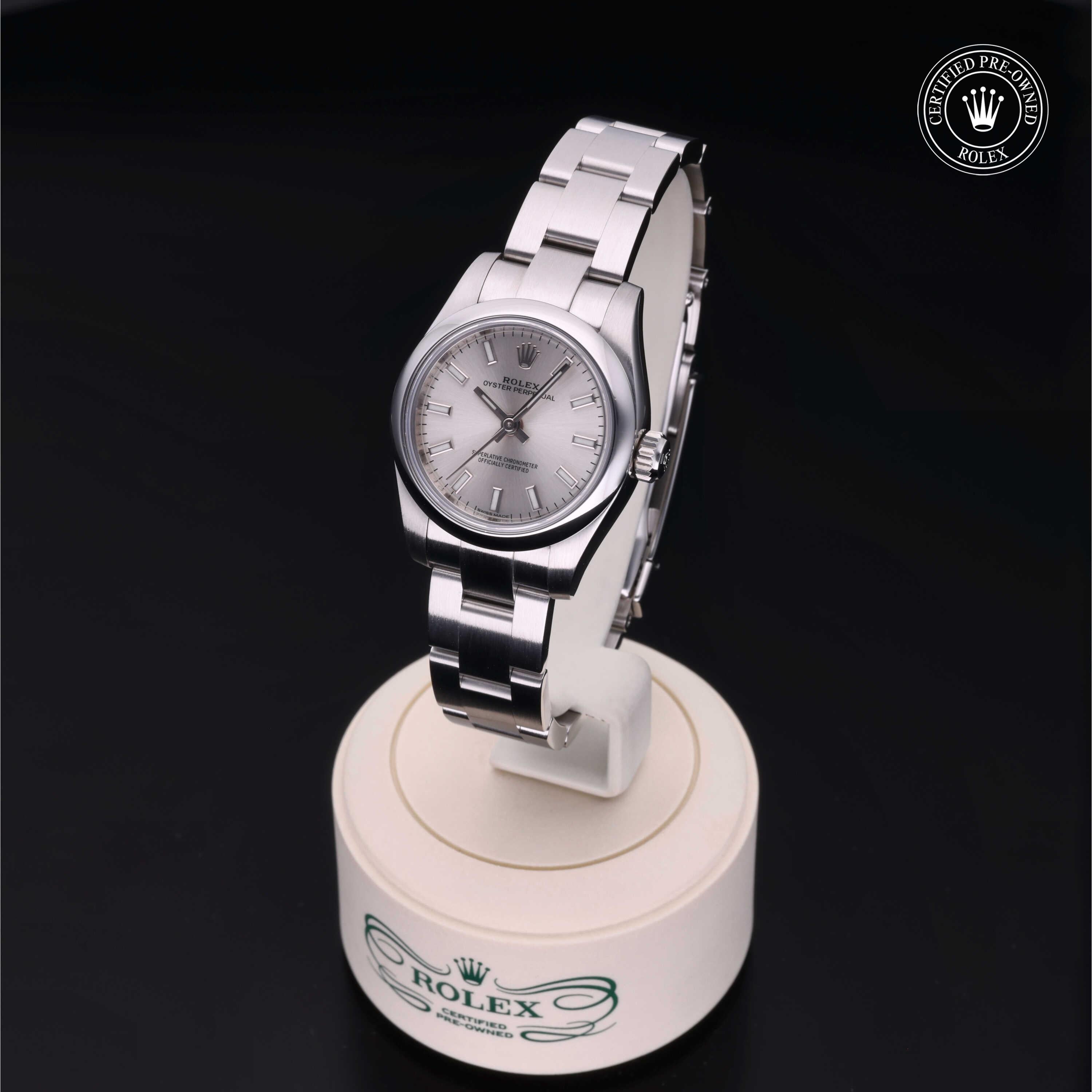 Rolex Certified Pre-Owned Oyster Perpetual 26mm 176200 81Q0Y273 - 360° view