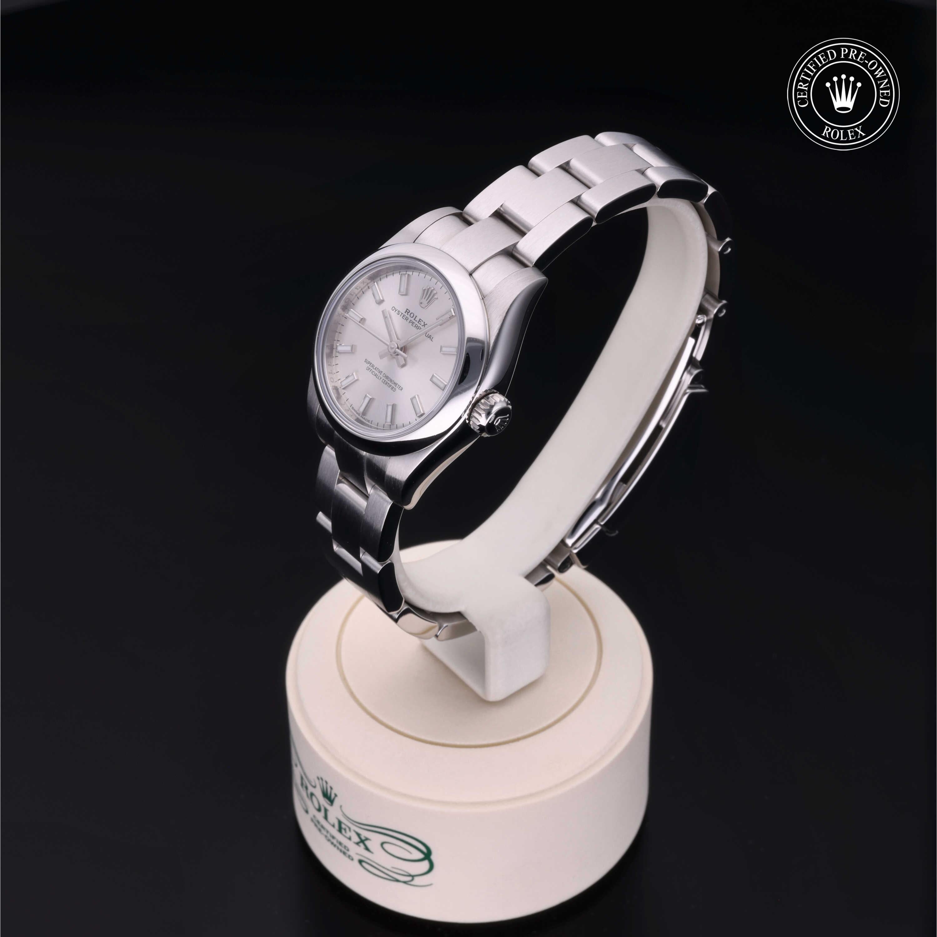 Rolex Certified Pre-Owned Oyster Perpetual 26mm 176200 81Q0Y273 - 360° view
