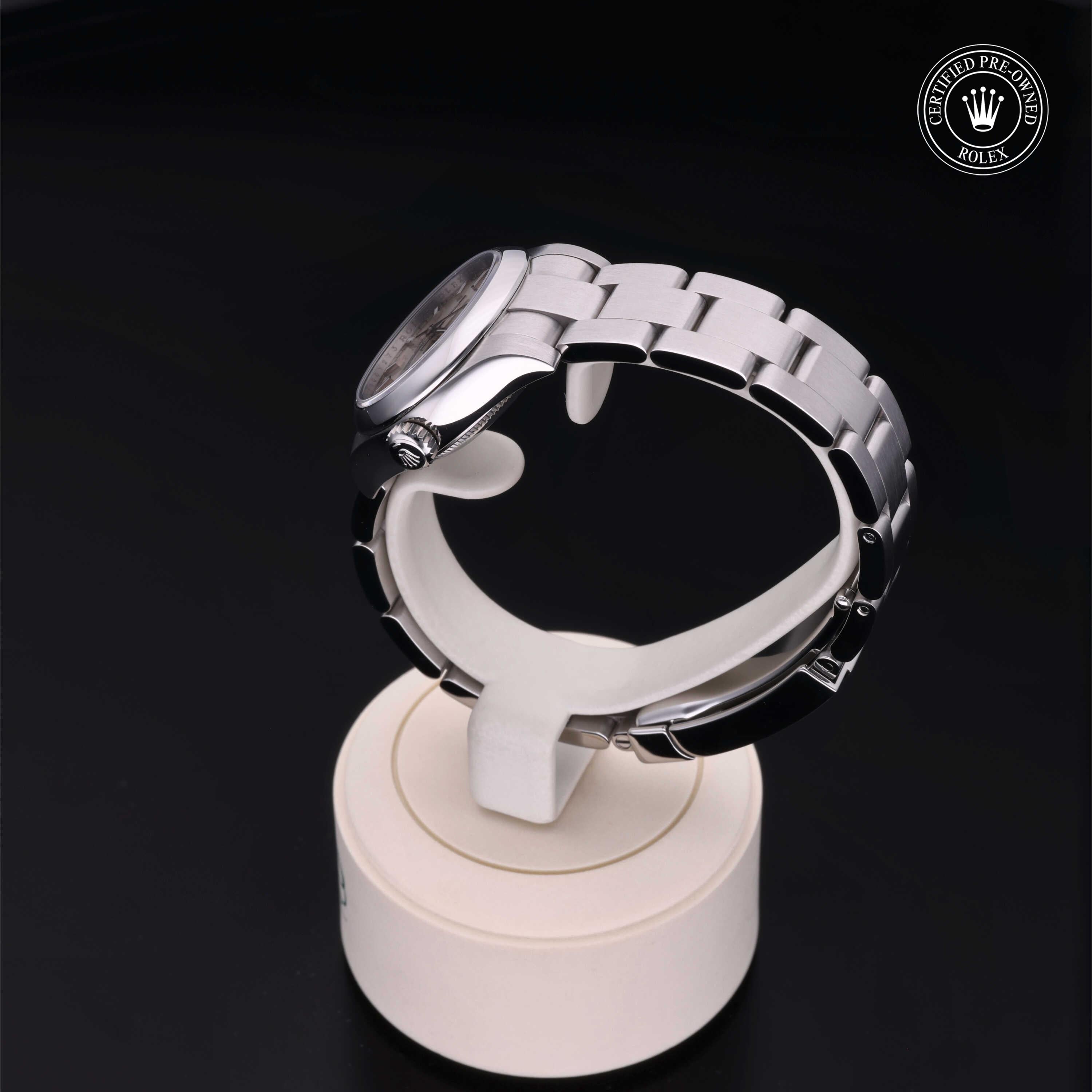 Rolex Certified Pre-Owned Oyster Perpetual 26mm 176200 81Q0Y273 - 360° view