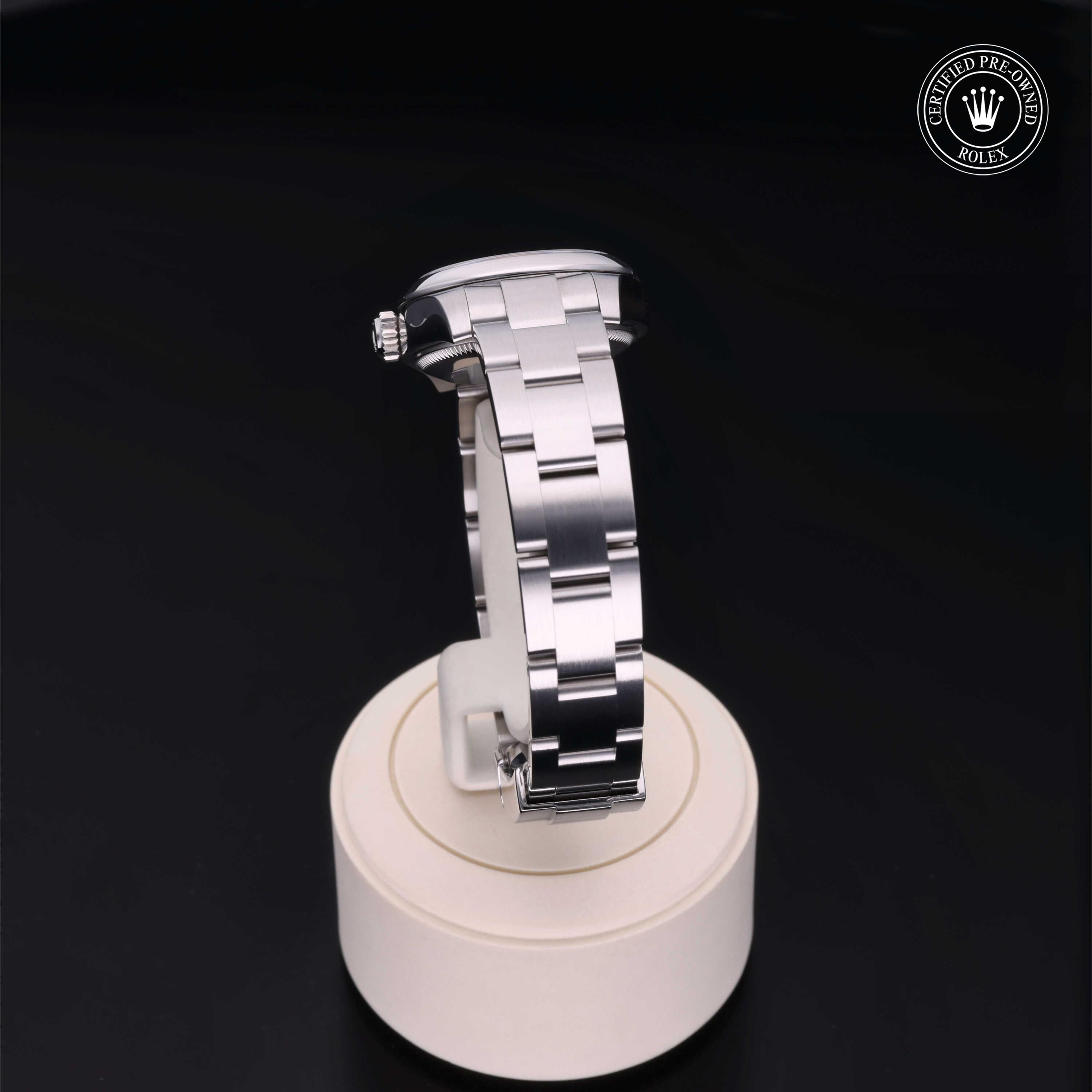 Rolex Certified Pre-Owned Oyster Perpetual 26mm 176200 81Q0Y273 - 360° view