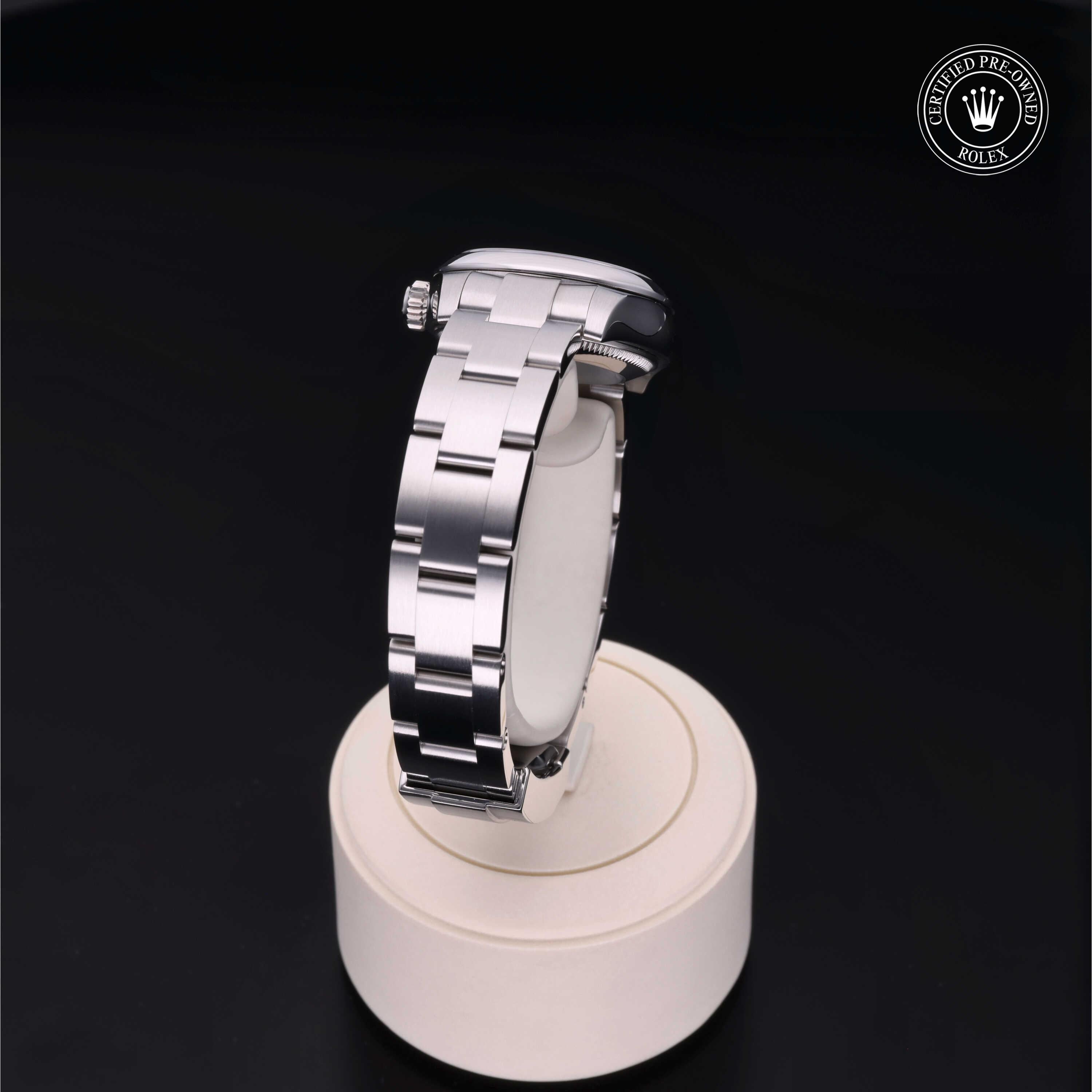 Rolex Certified Pre-Owned Oyster Perpetual 26mm 176200 81Q0Y273 - 360° view