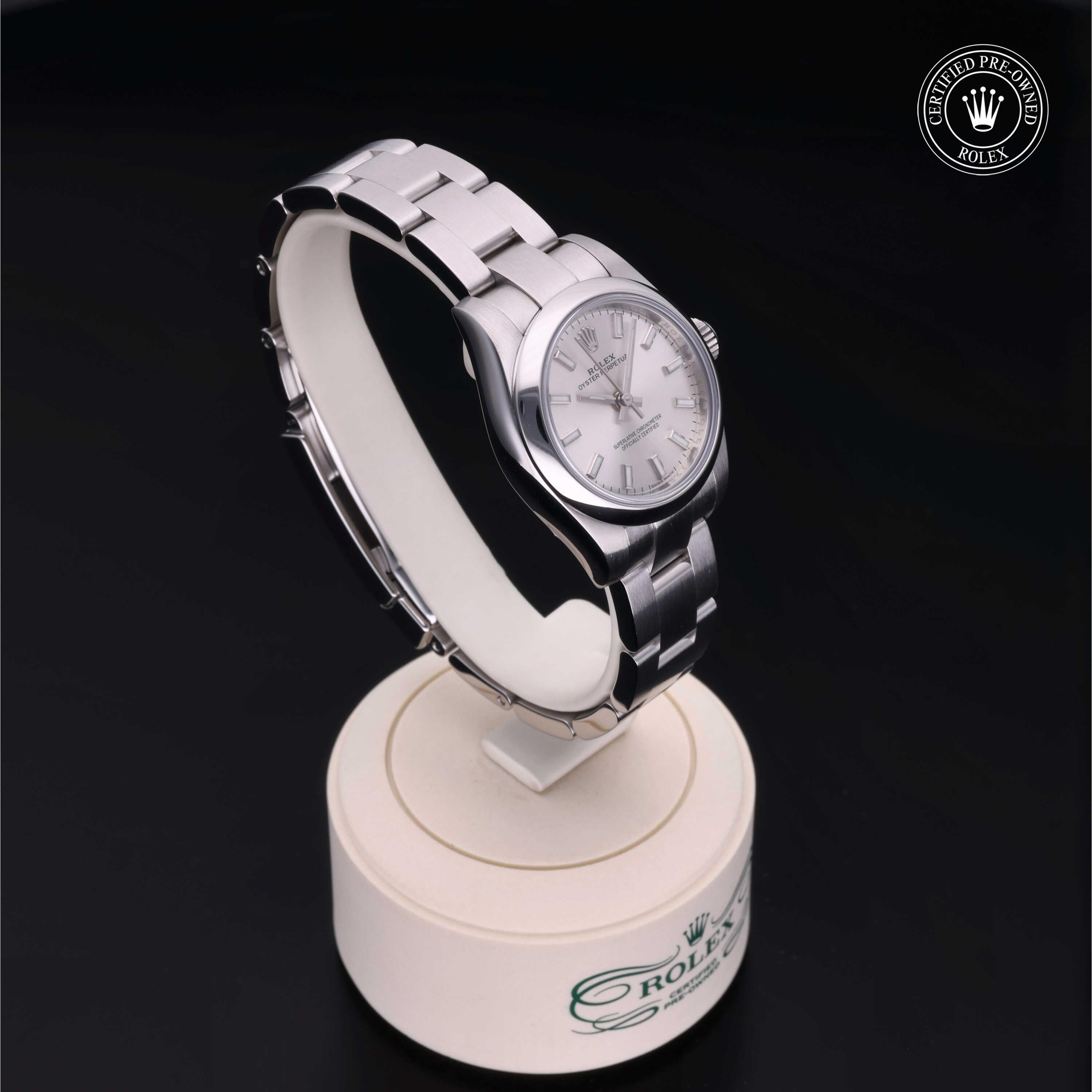 Rolex Certified Pre-Owned Oyster Perpetual 26mm 176200 81Q0Y273 - 360° view