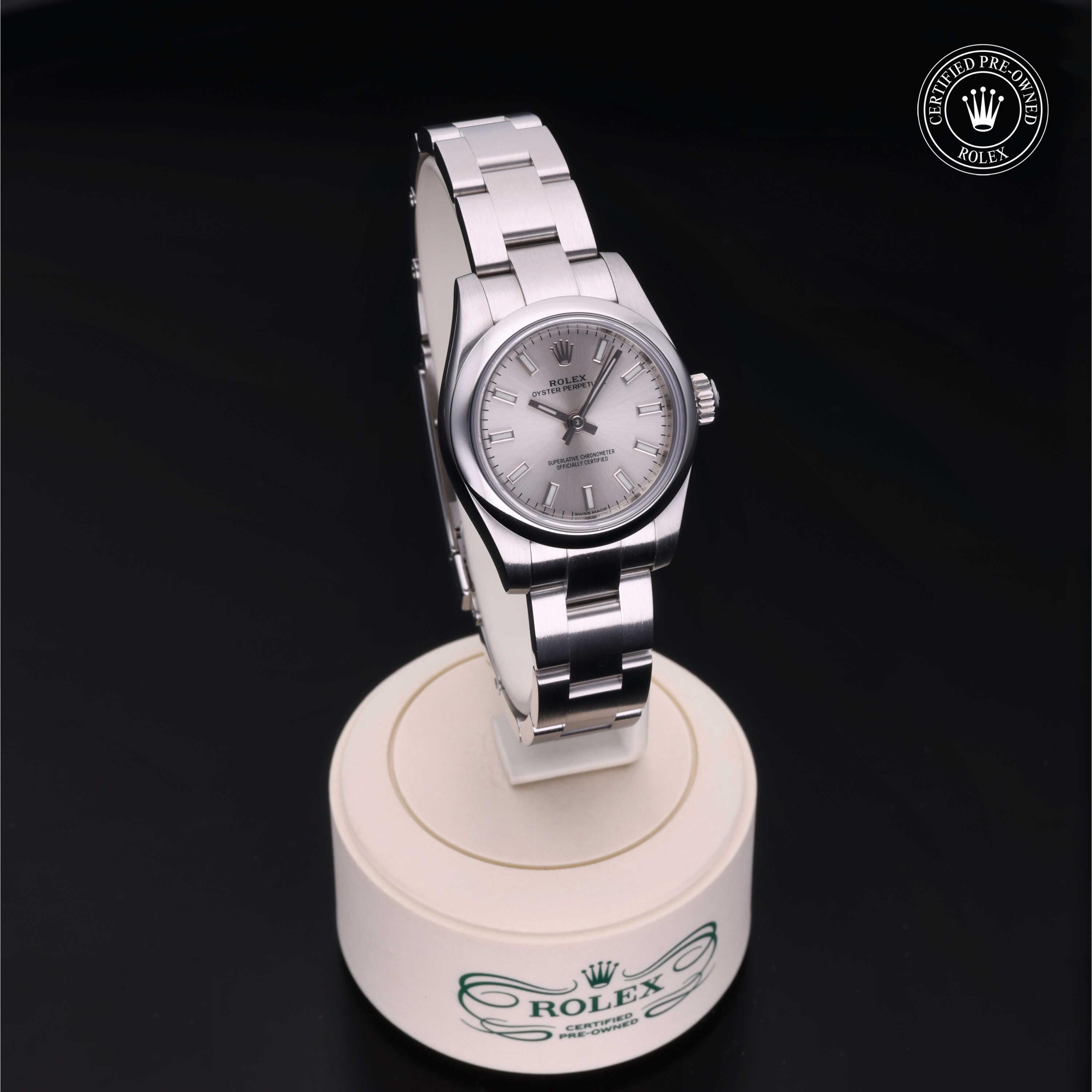 Rolex Certified Pre-Owned Oyster Perpetual 26mm 176200 81Q0Y273 - 360° view
