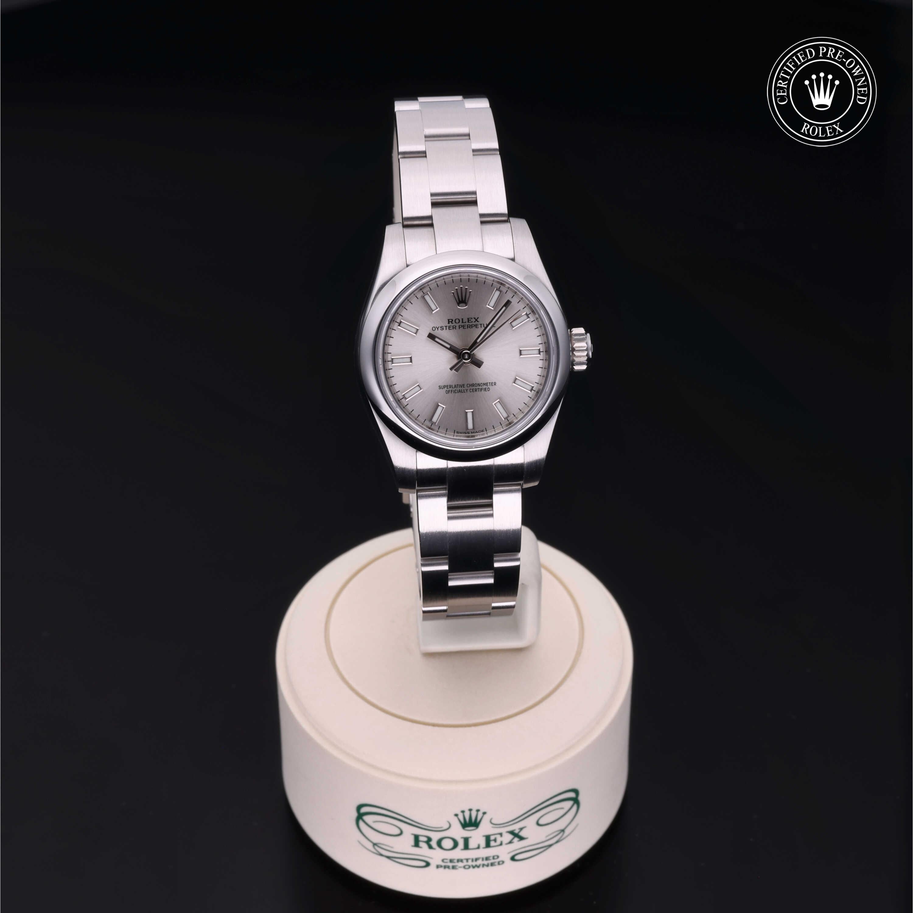 Rolex Certified Pre-Owned Oyster Perpetual 26mm 176200 81Q0Y273 - 360° view