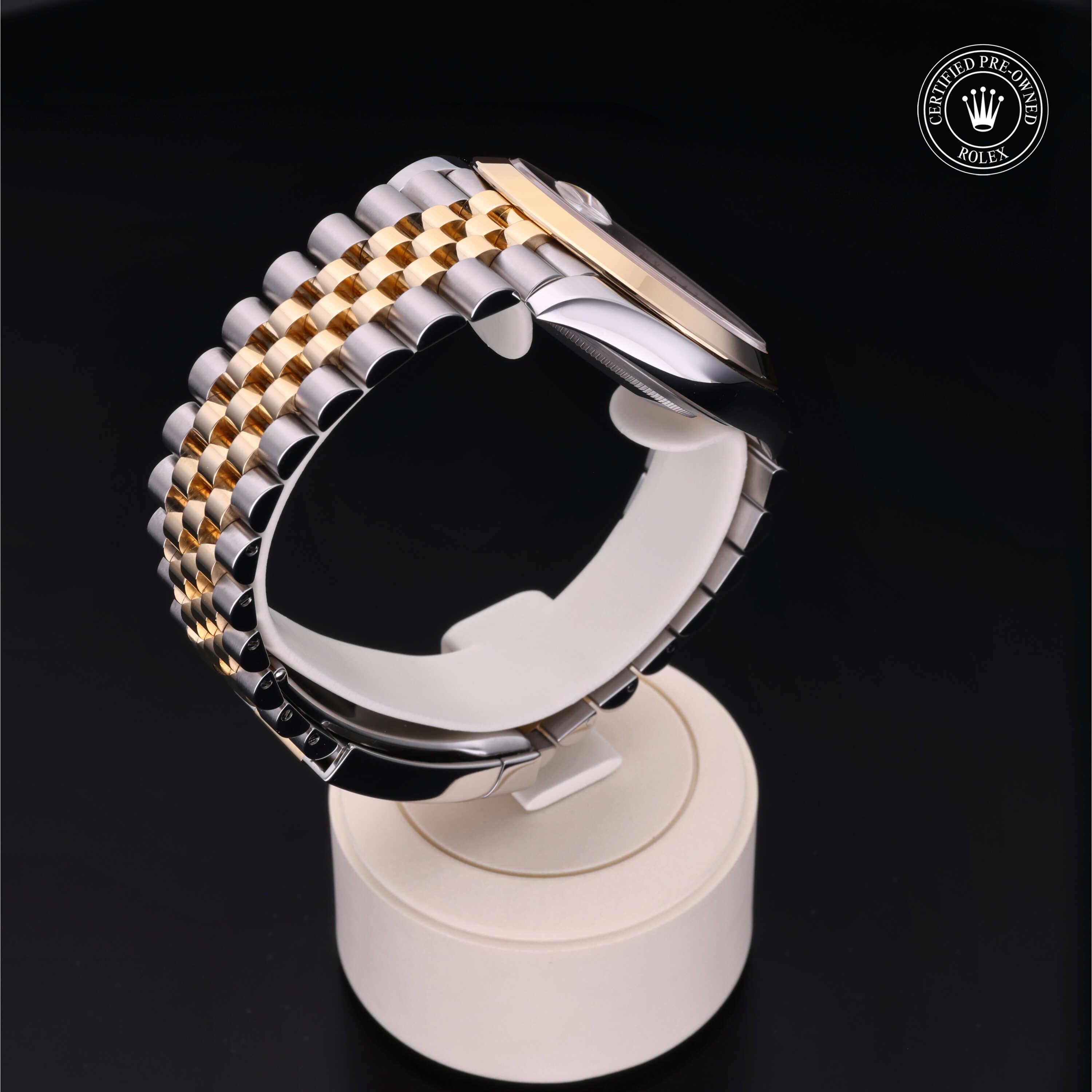 Rolex Certified Pre-Owned Datejust 41mm 126303 C47701Y2 - 360° view