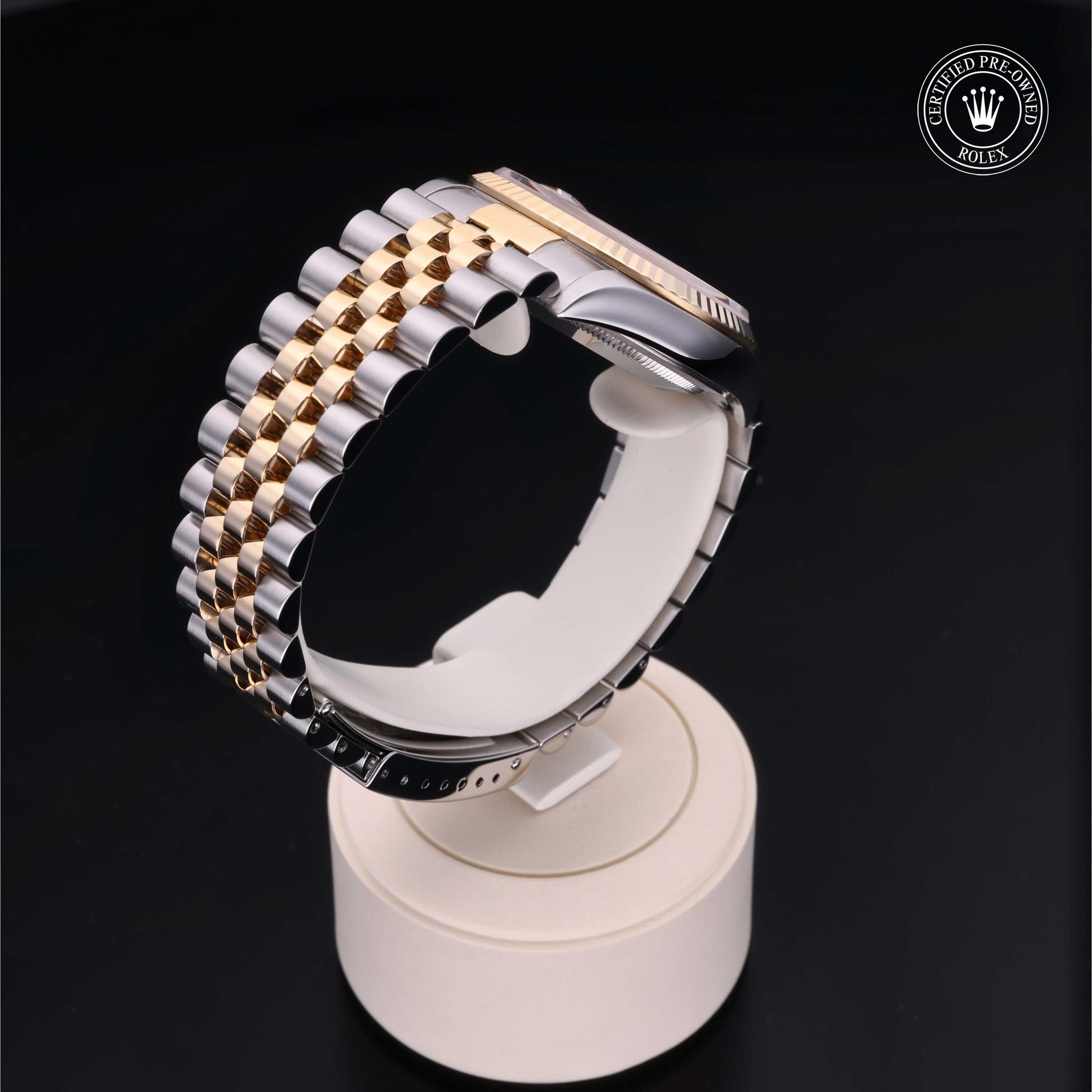 Rolex Certified Pre-Owned Datejust 36mm 16233 P331383 - 360° view
