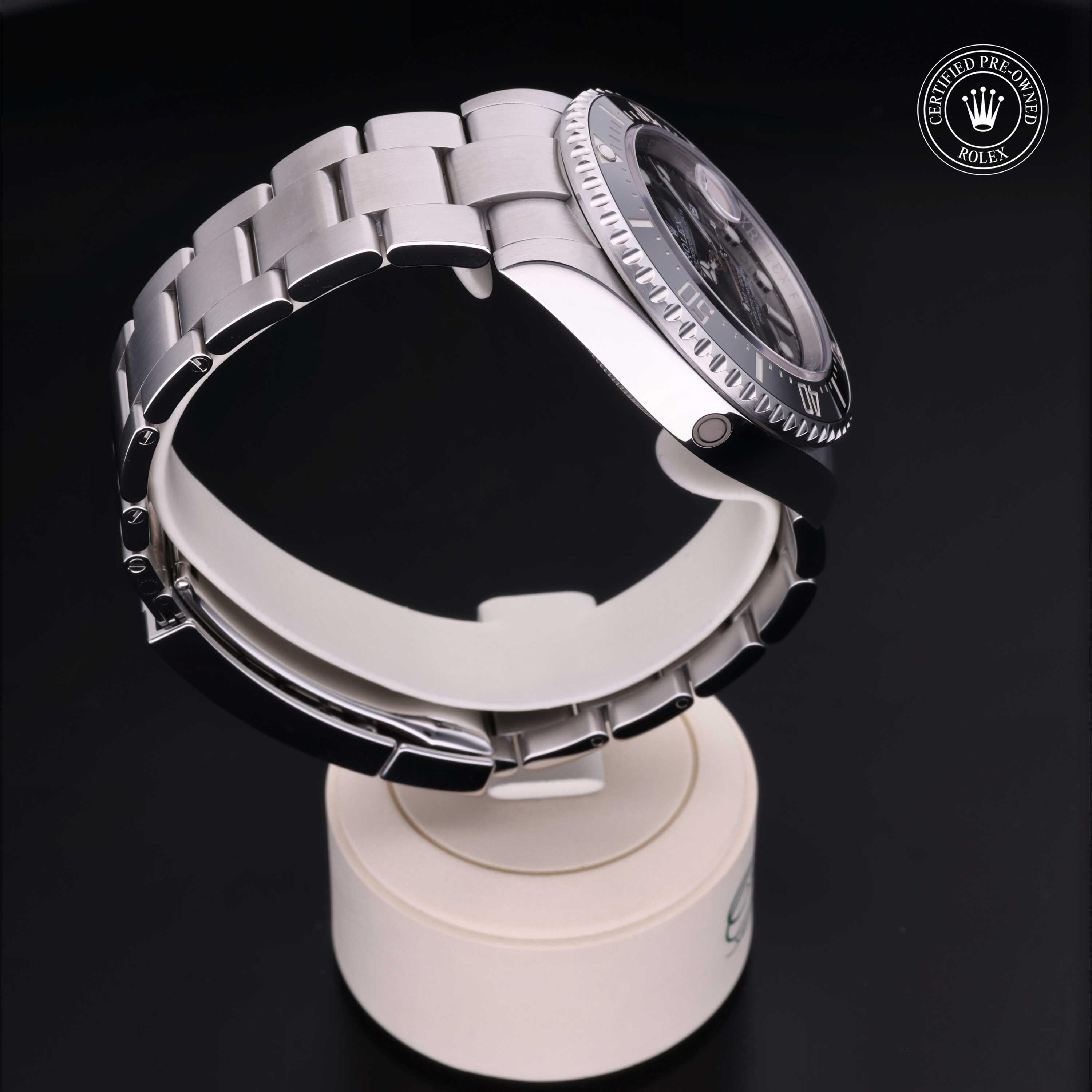 Rolex Certified Pre-Owned Sea-Dweller 43mm 126600 F1079094 - 360° view