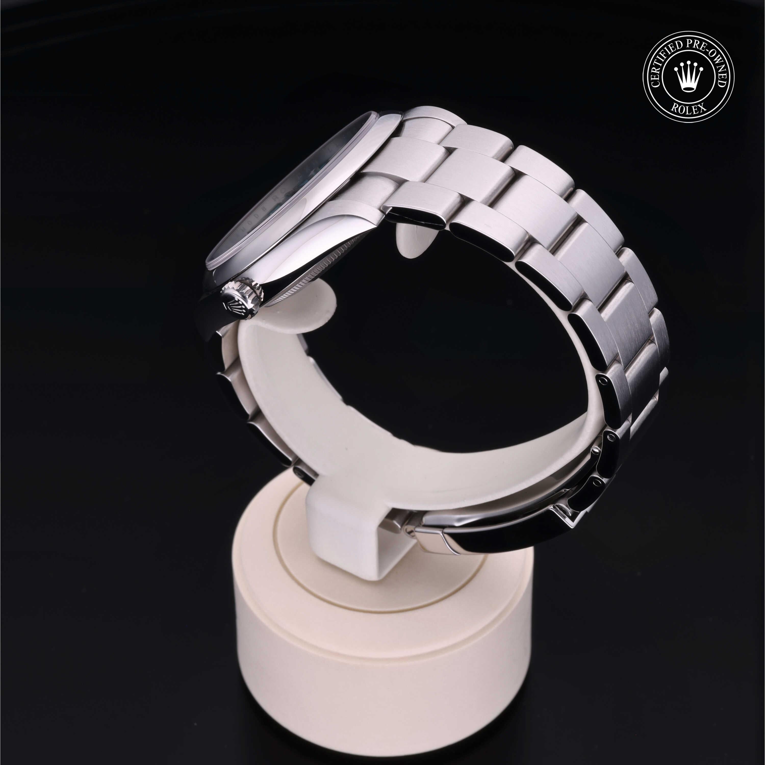 Rolex Certified Pre-Owned Oyster Perpetual 41mm M124300 7064M0D8 - 360° view