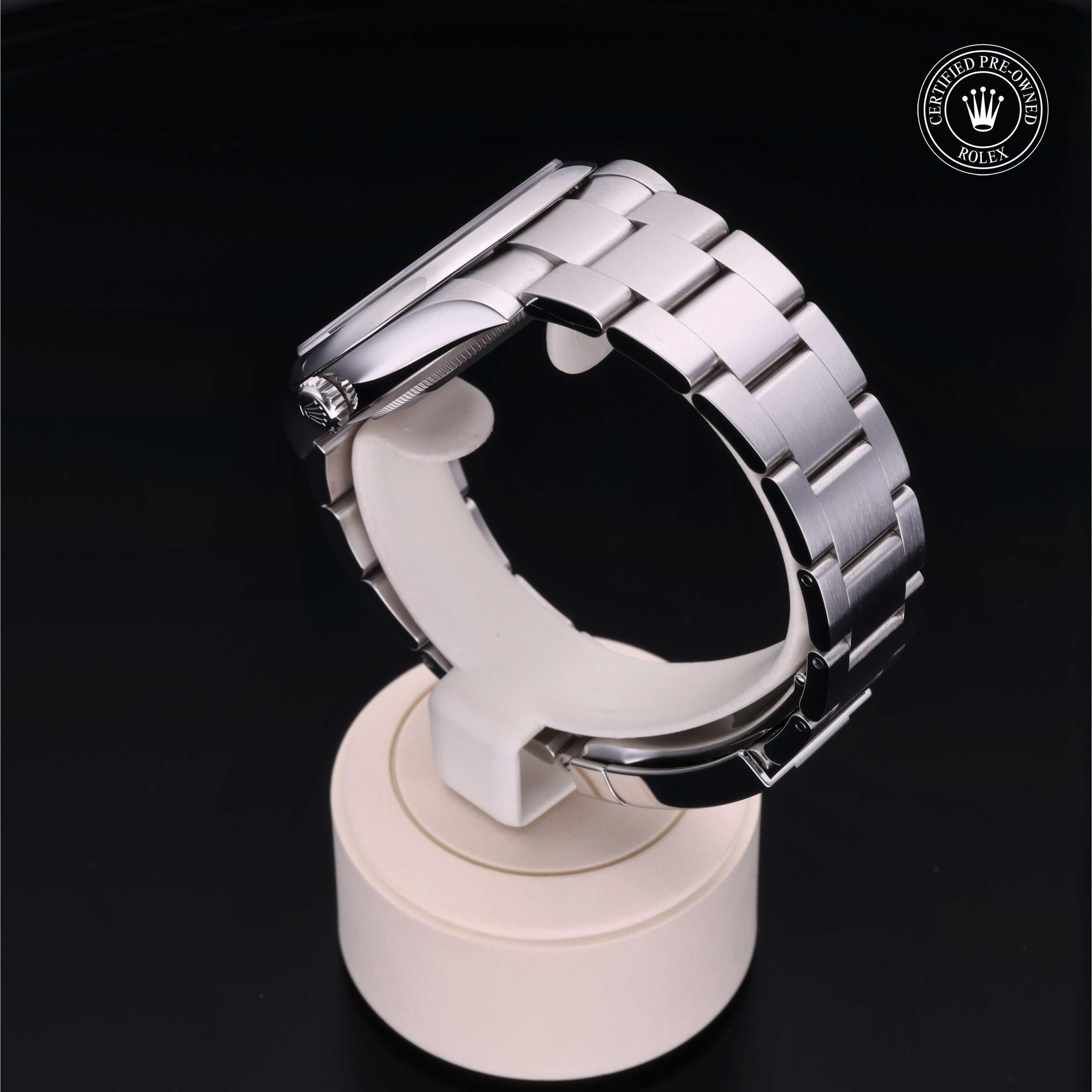 Rolex Certified Pre-Owned Oyster Perpetual 41mm M124300 7064M0D8 - 360° view