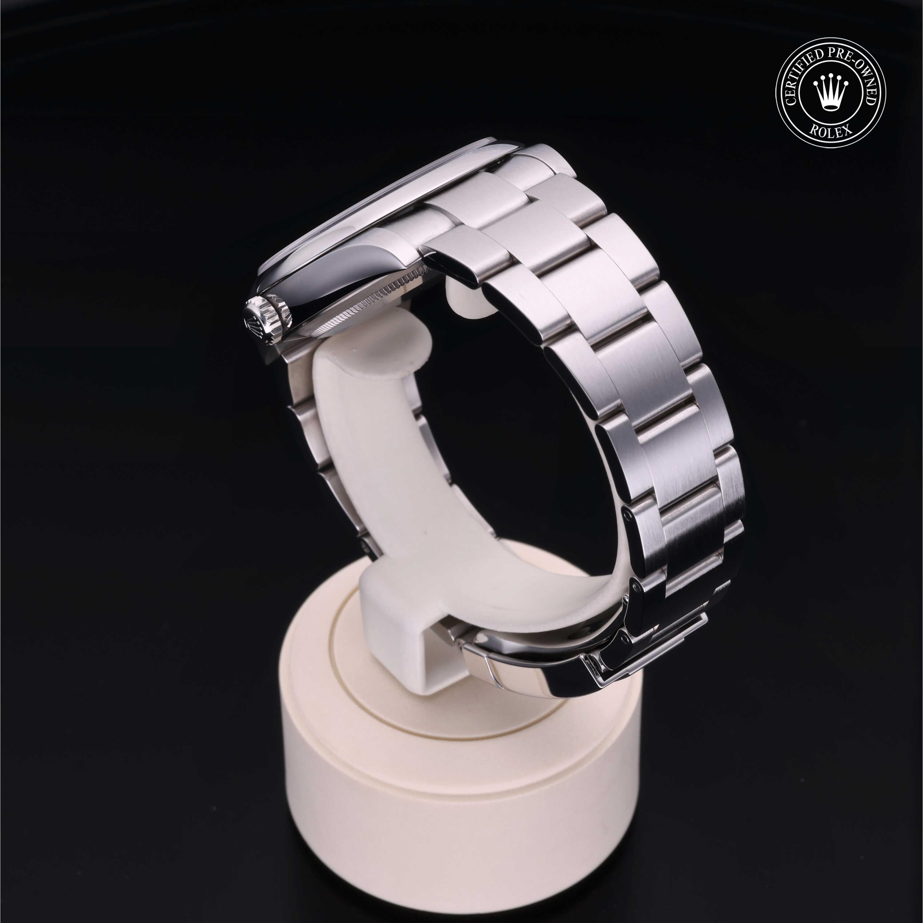 Rolex Certified Pre-Owned Oyster Perpetual 41mm M124300 7064M0D8 - 360° view