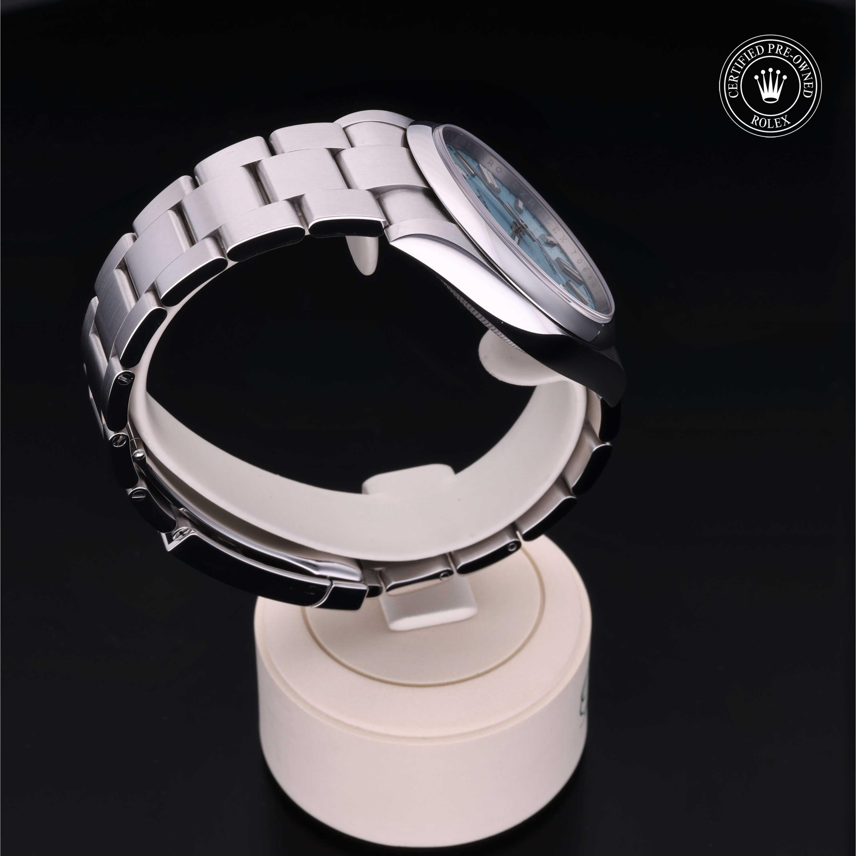 Rolex Certified Pre-Owned Oyster Perpetual 41mm M124300 7064M0D8 - 360° view