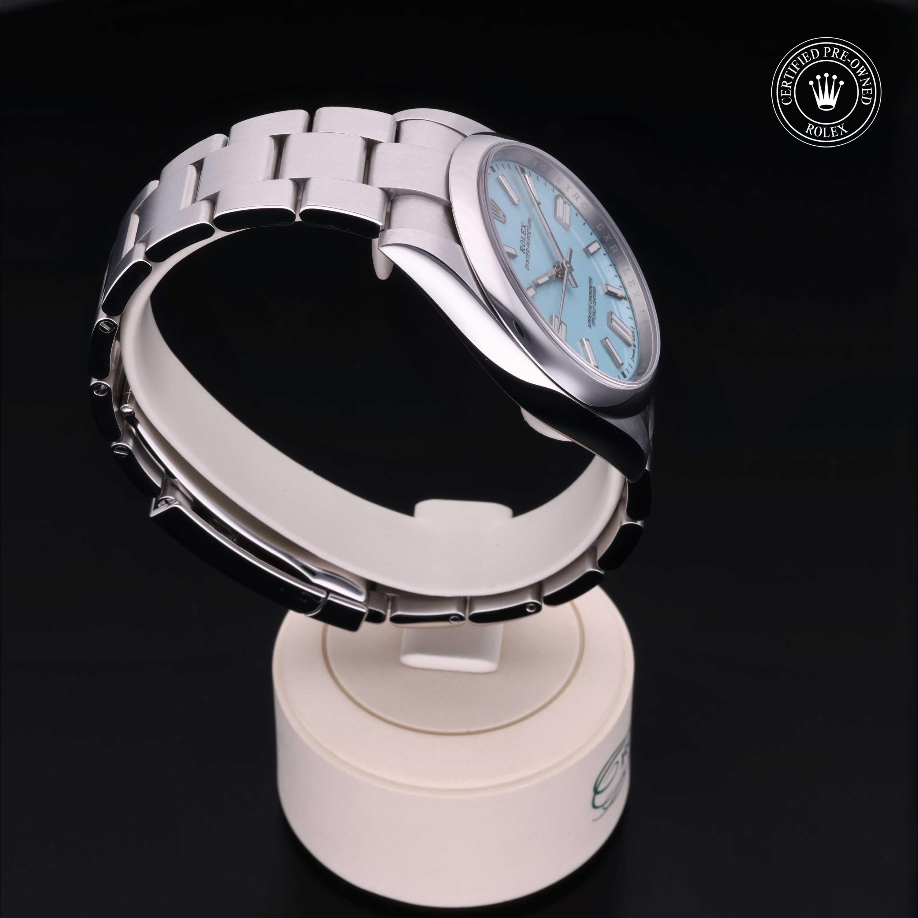 Rolex Certified Pre-Owned Oyster Perpetual 41mm M124300 7064M0D8 - 360° view