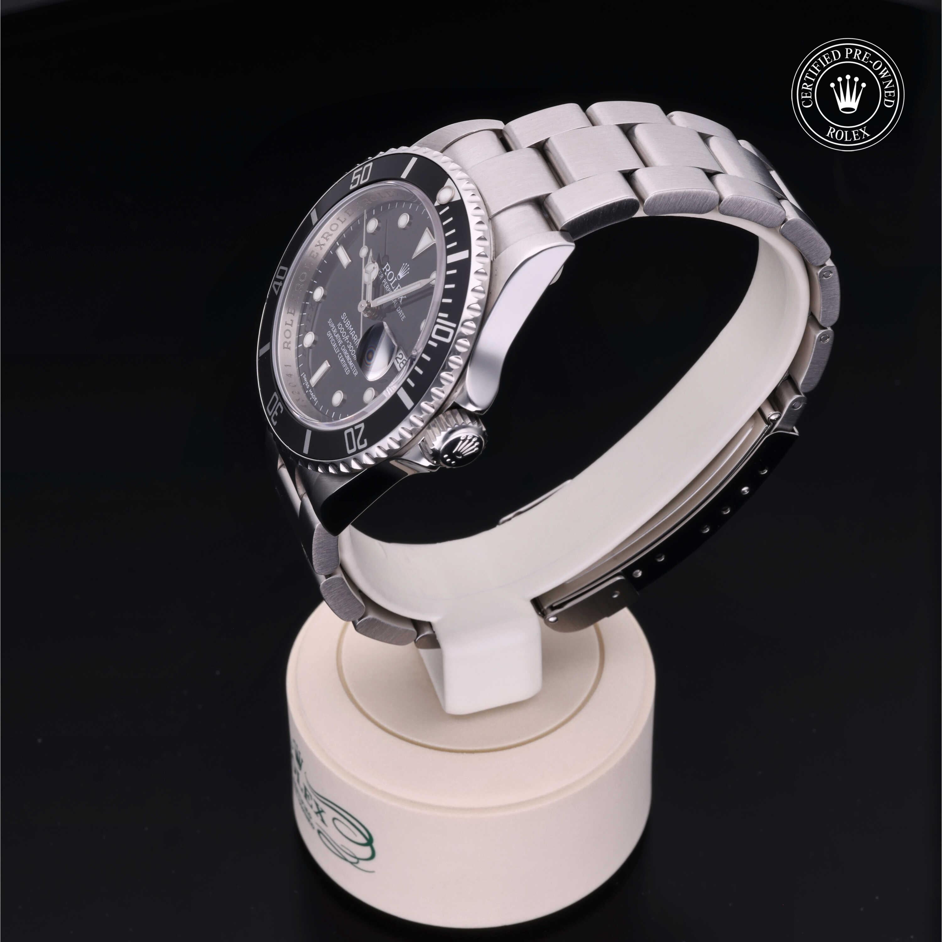 Rolex Certified Pre-Owned Submariner Date 40mm 16610 V432041 - 360° view