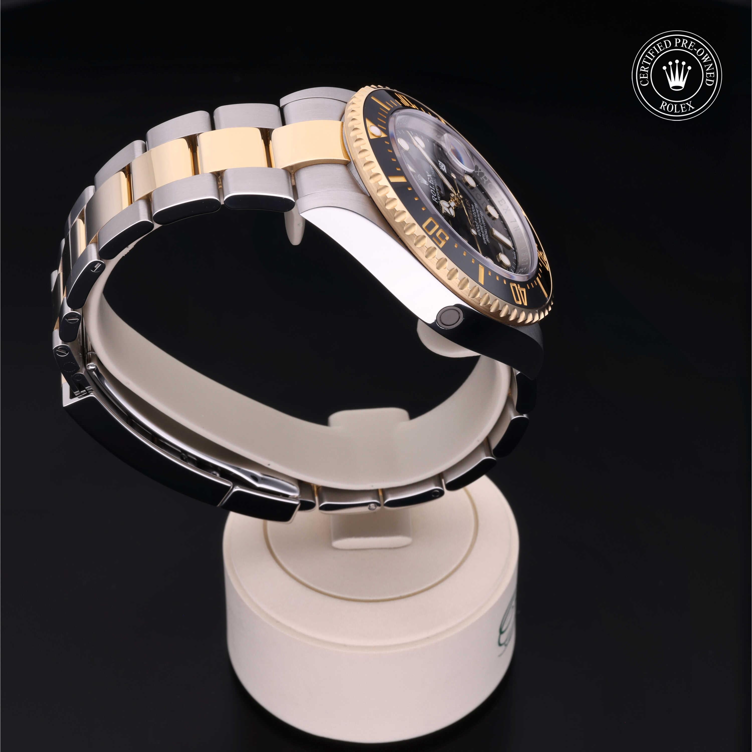 Rolex Certified Pre-Owned Sea-Dweller 43mm 126603 7N87V807 - 360° view