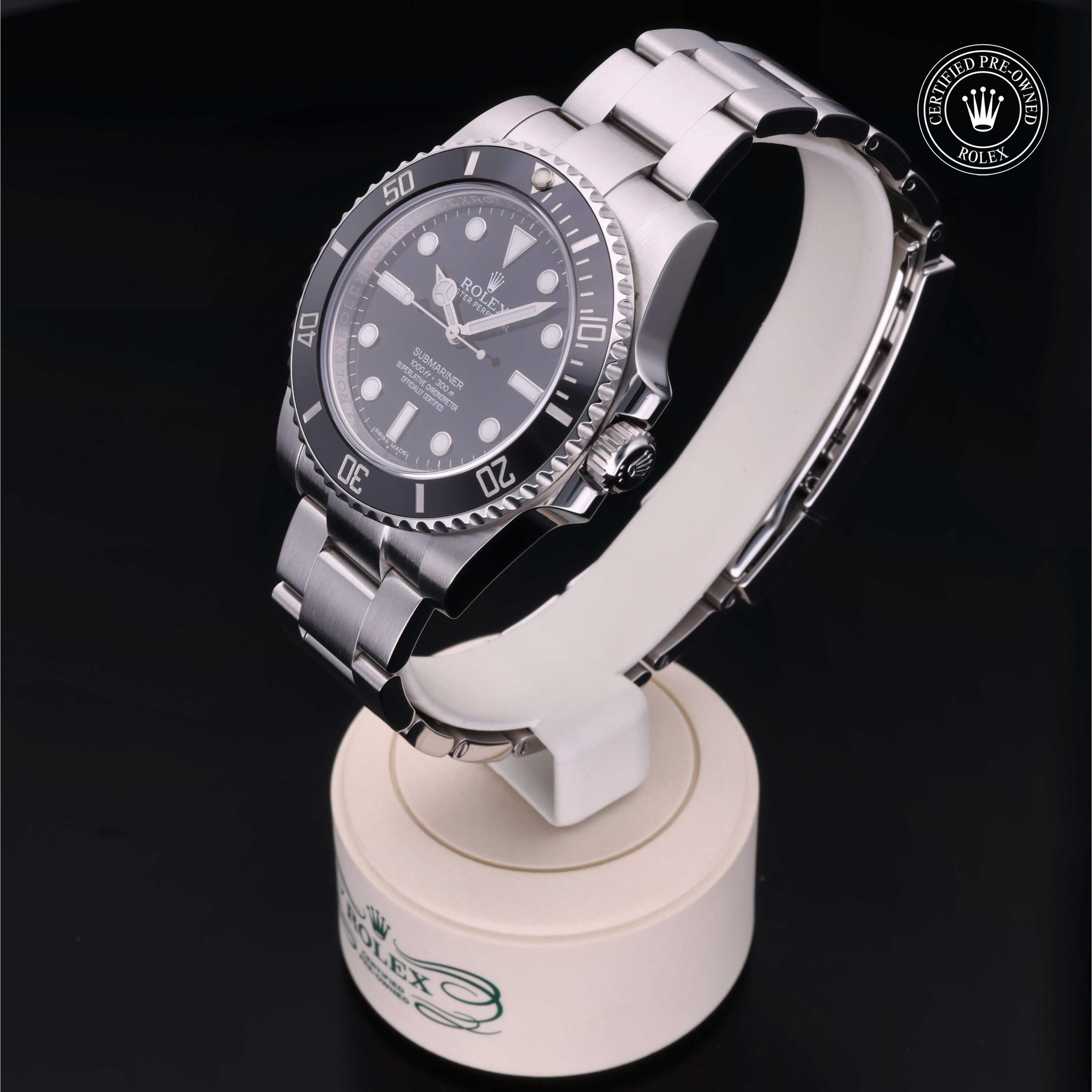 Rolex Certified Pre-Owned Submariner 40mm 114060 199P1562 - 360° view