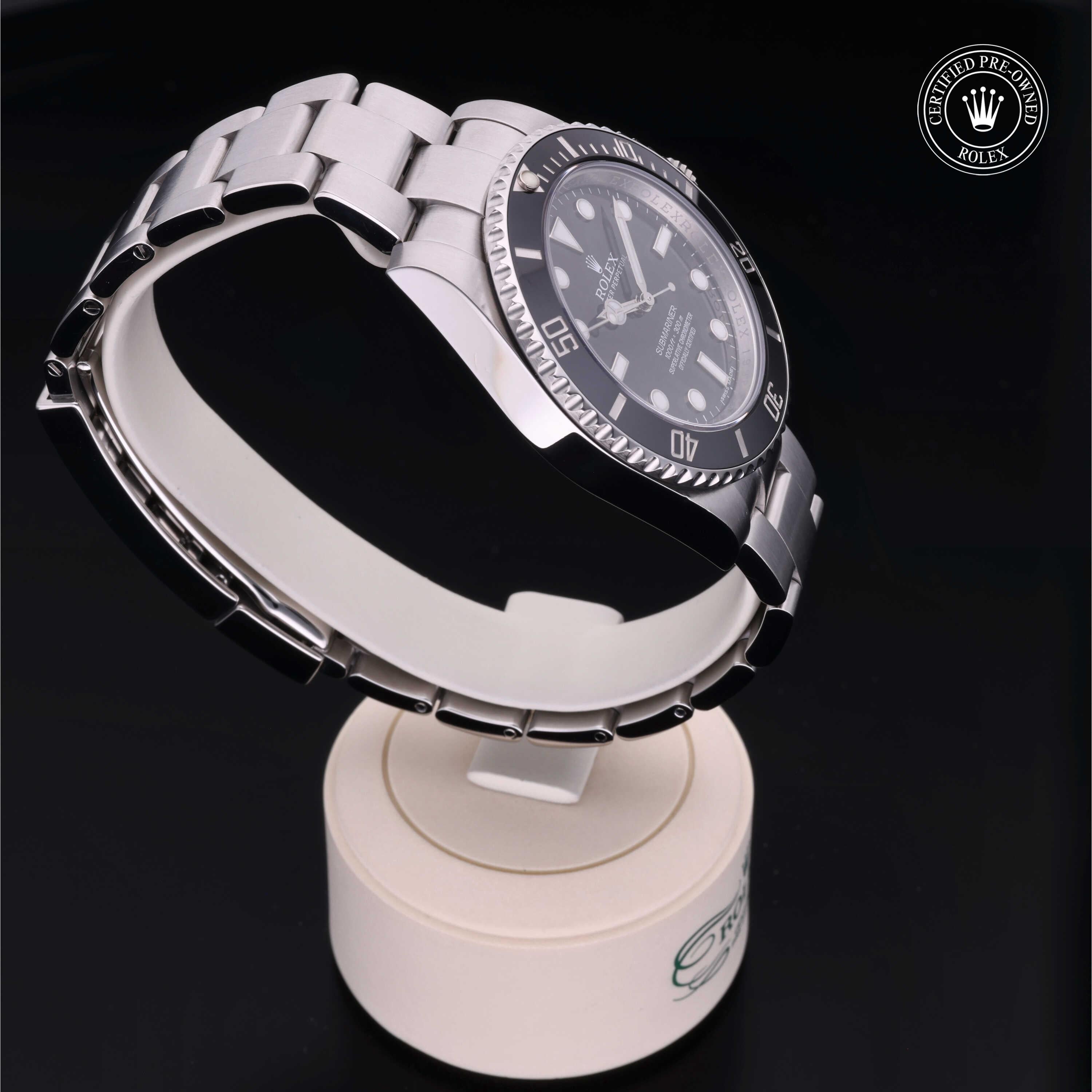 Rolex Certified Pre-Owned Submariner 40mm 114060 199P1562 - 360° view